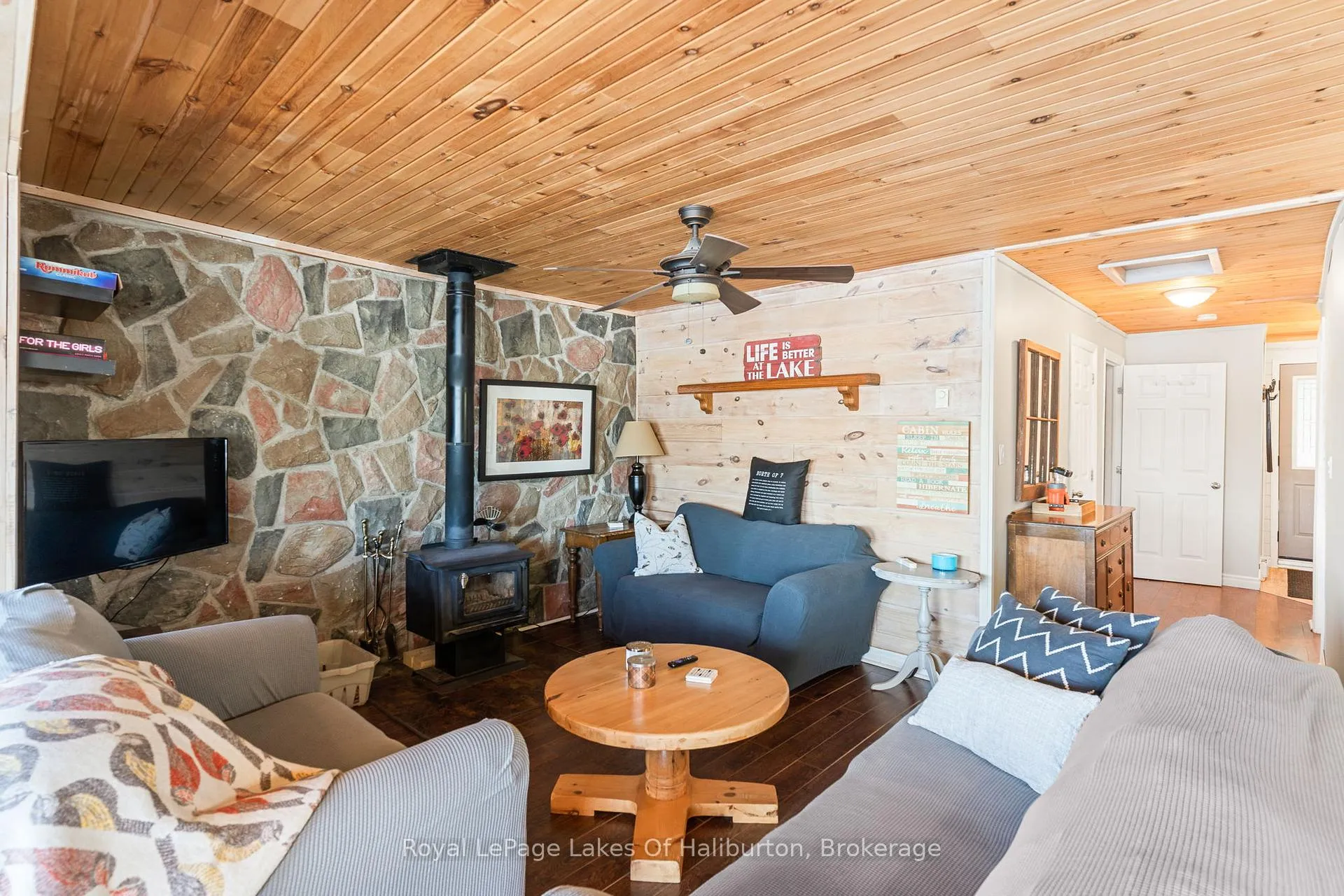 Photo 17 of 1010 Pike Lane, Dysart et al, Dysart — HOMEH