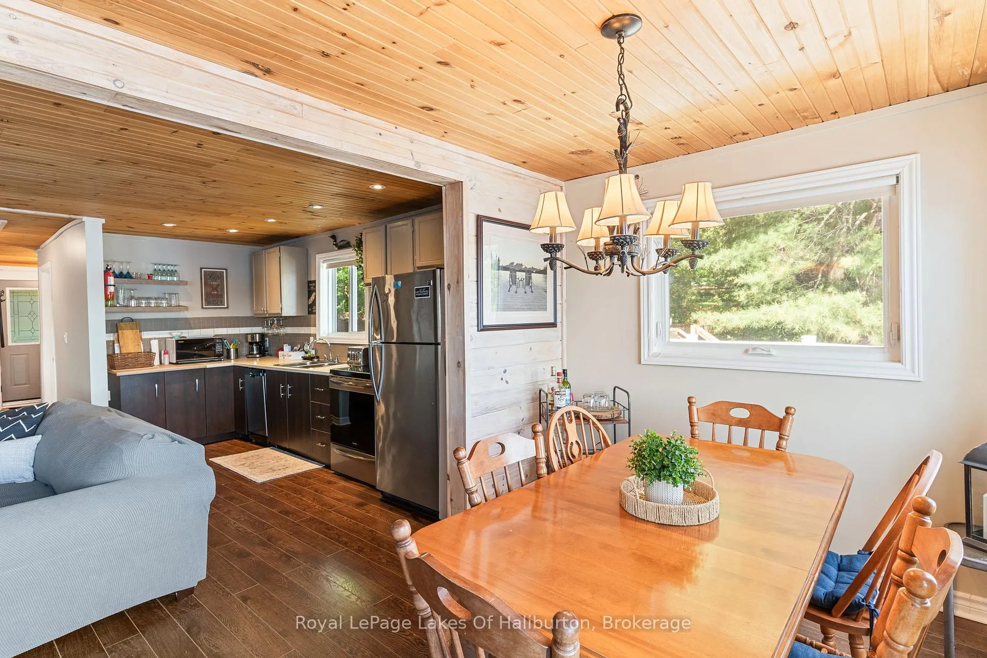 Photo 23 of 1010 Pike Lane, Dysart et al, Dysart — HOMEH