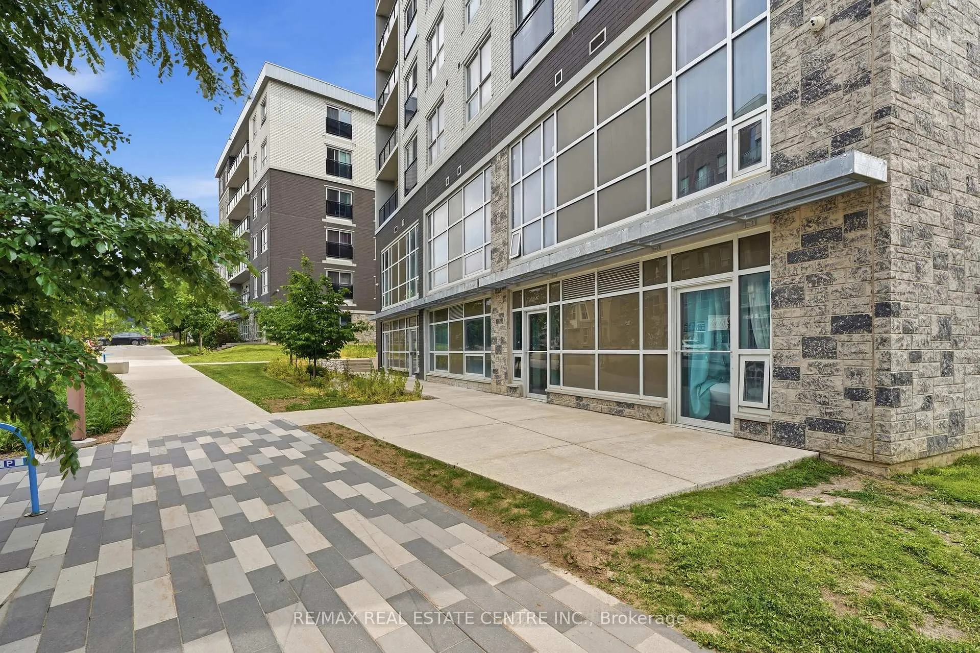Photo 16 of Unit B02, 275 Larch Street, Waterloo, Beechwood/University — HOMEH