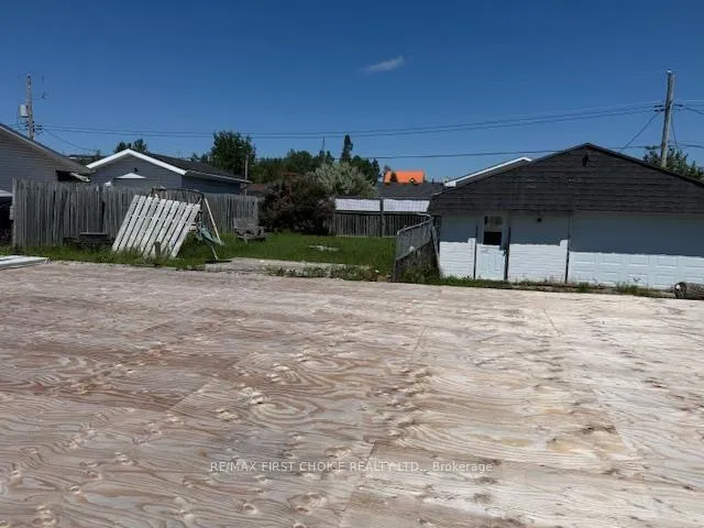 Photo 4 of 159 Centennial Drive, Greenstone — HOMEH