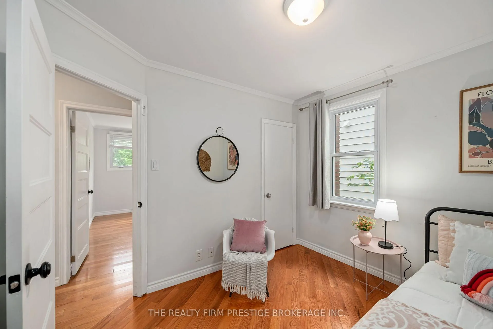 Photo 12 of 6806 James Street, London, South V — HOMEH