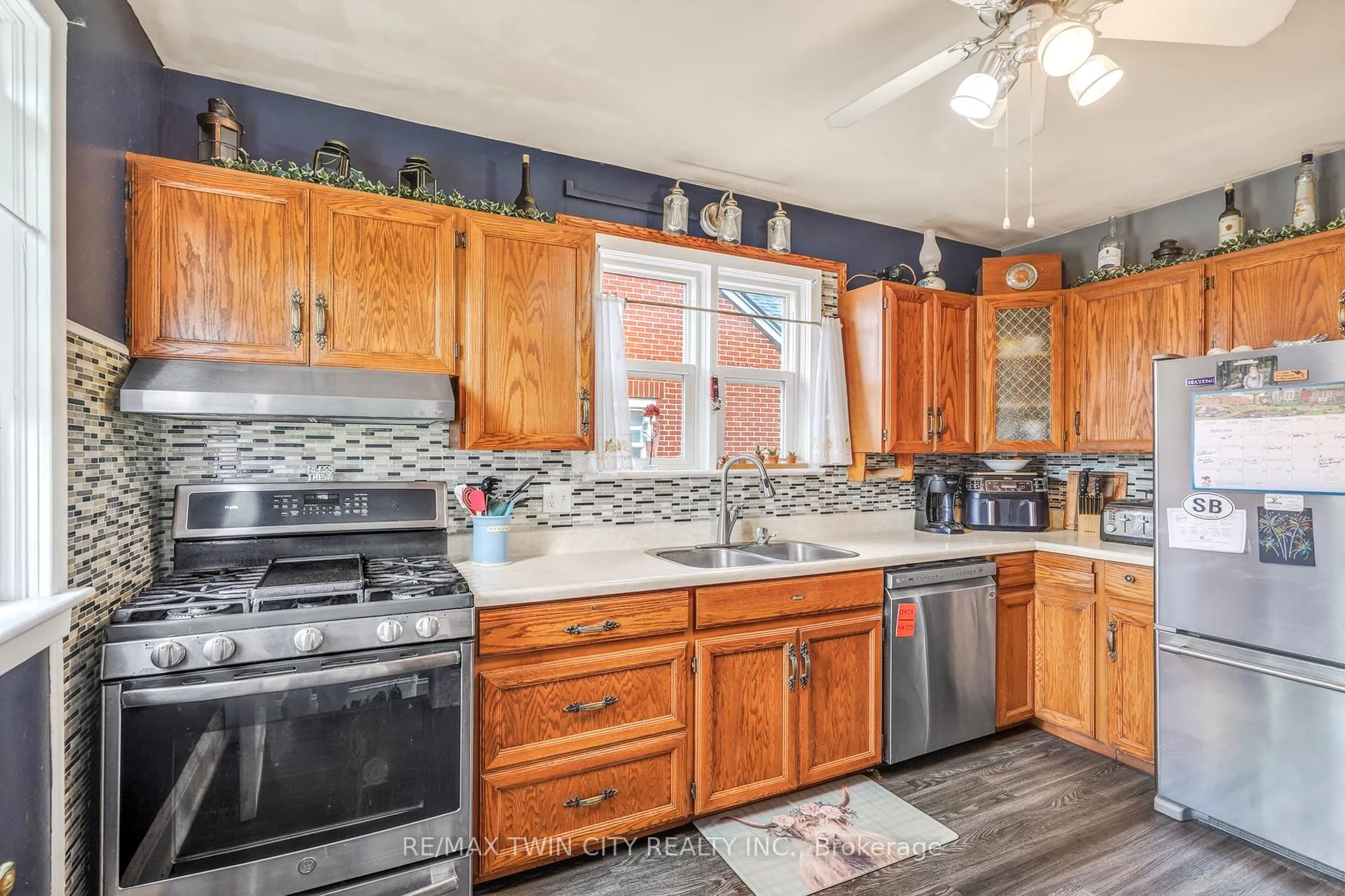 Photo 12 of 32 Fulton Street, Brantford, North Park/Wood St. — HOMEH