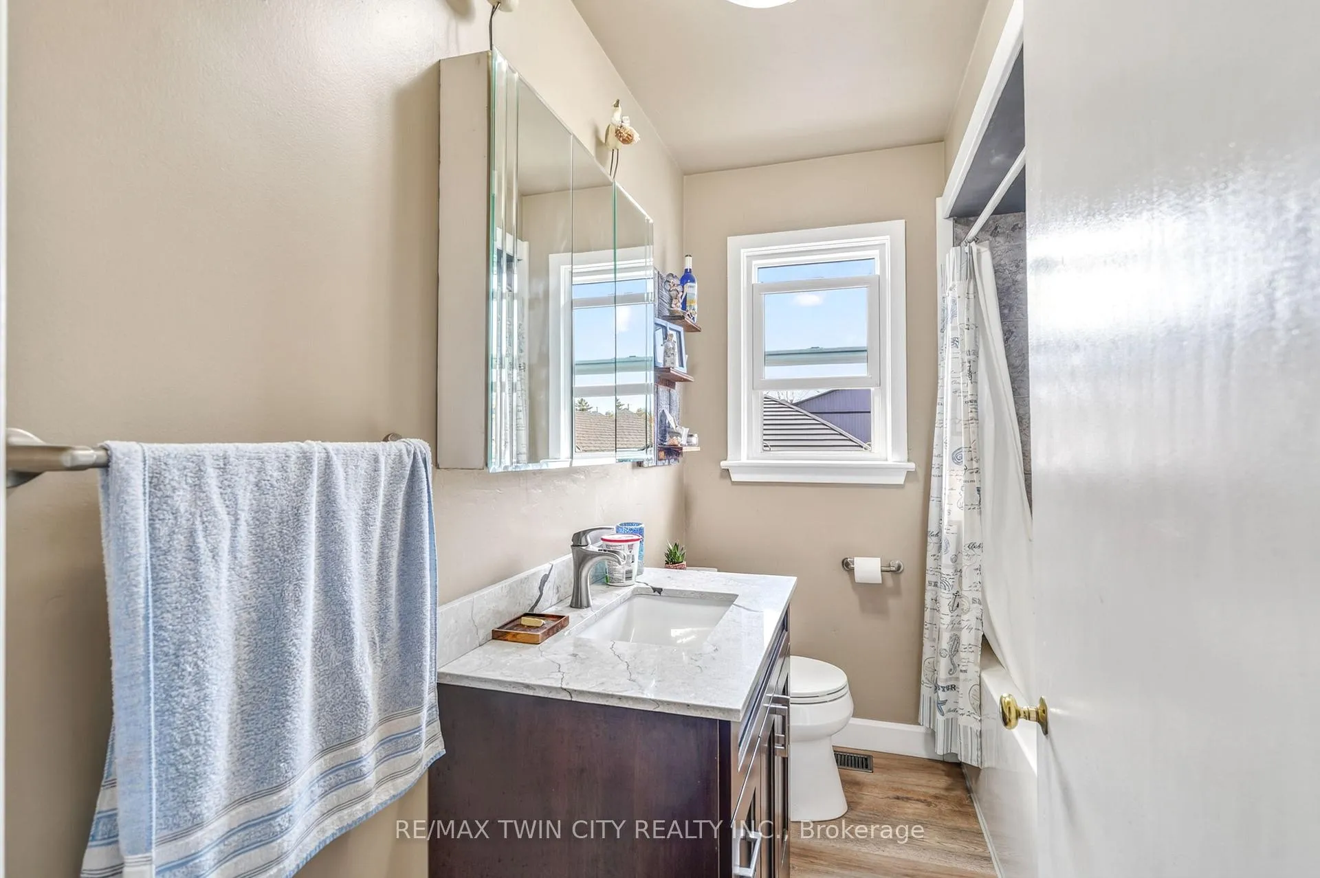 Photo 16 of 32 Fulton Street, Brantford, North Park/Wood St. — HOMEH