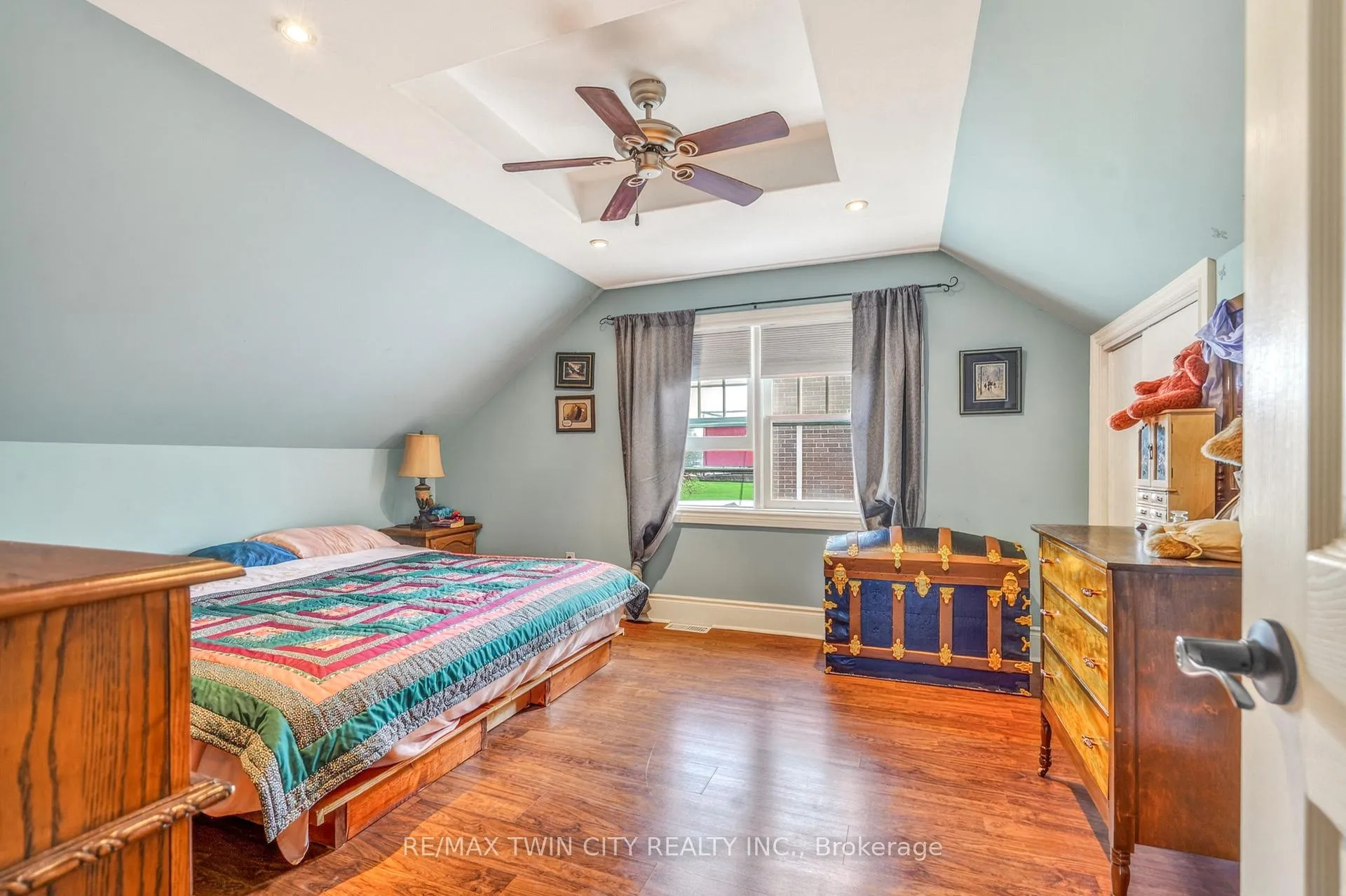 Photo 23 of 32 Fulton Street, Brantford, North Park/Wood St. — HOMEH