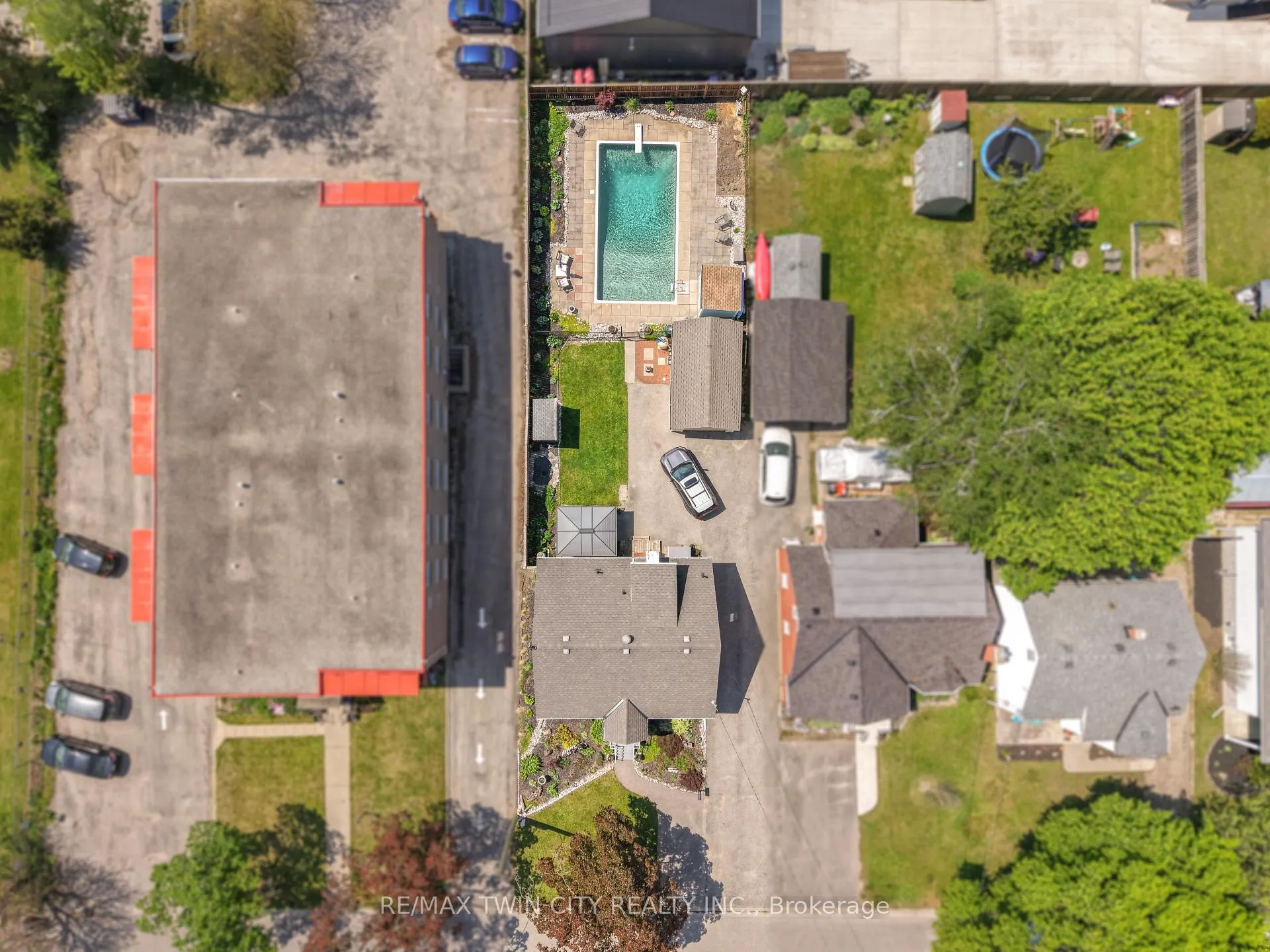 Photo 45 of 32 Fulton Street, Brantford, North Park/Wood St. — HOMEH