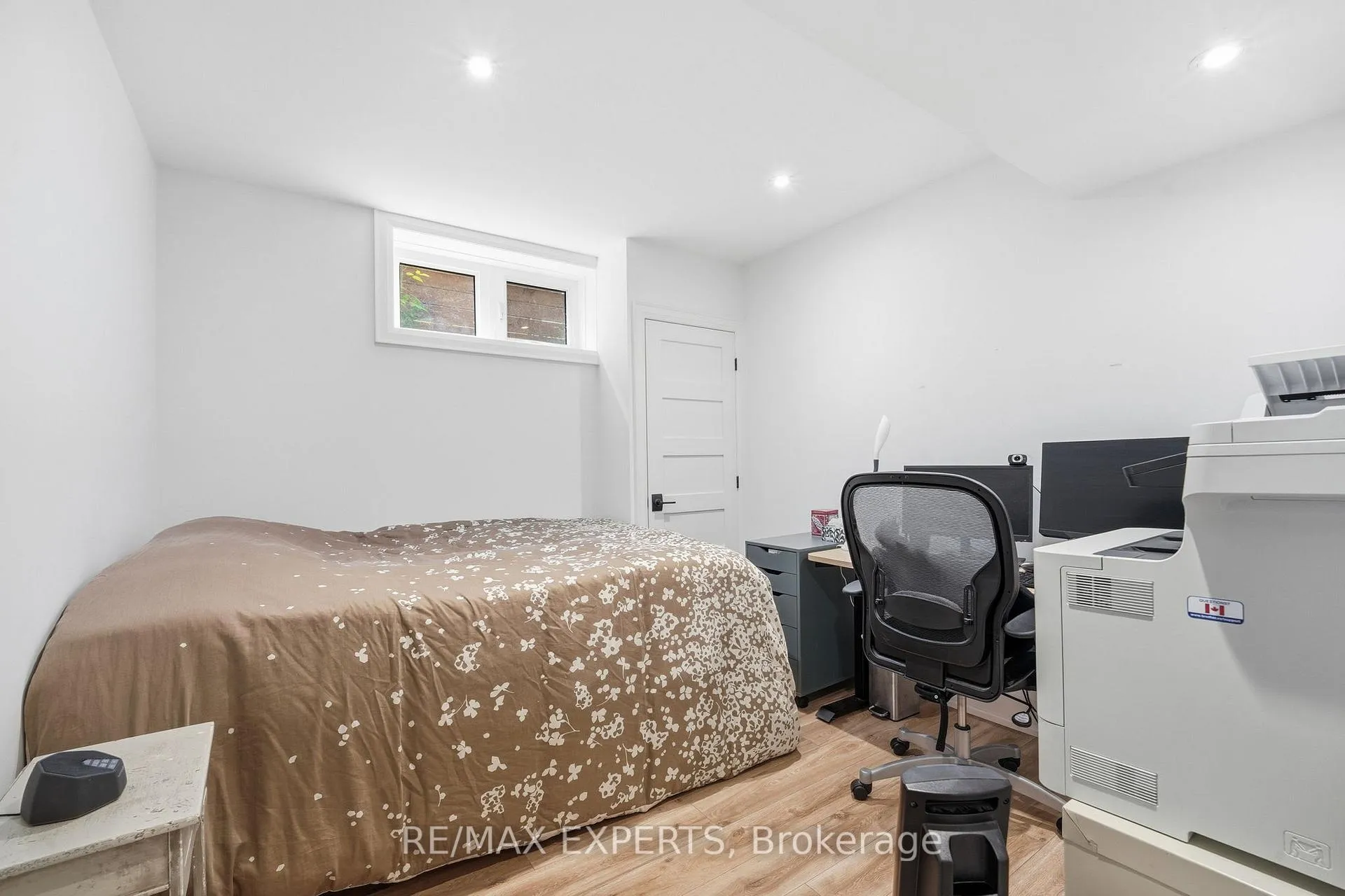 Photo 28 of 41 Loma Road, Etobicoke, Stonegate-Queensway — HOMEH