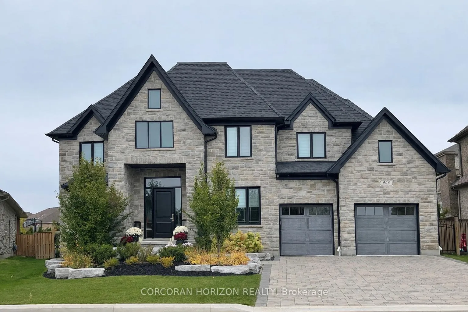 Photo 38 of 908 Fall Harvest Court, Kitchener, Pioneer Tower West — HOMEH