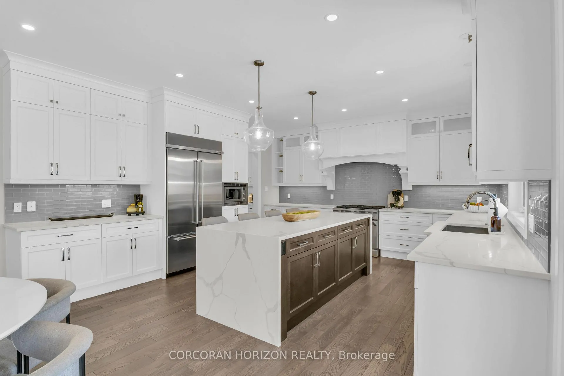 Photo 8 of 908 Fall Harvest Court, Kitchener, Pioneer Tower West — HOMEH