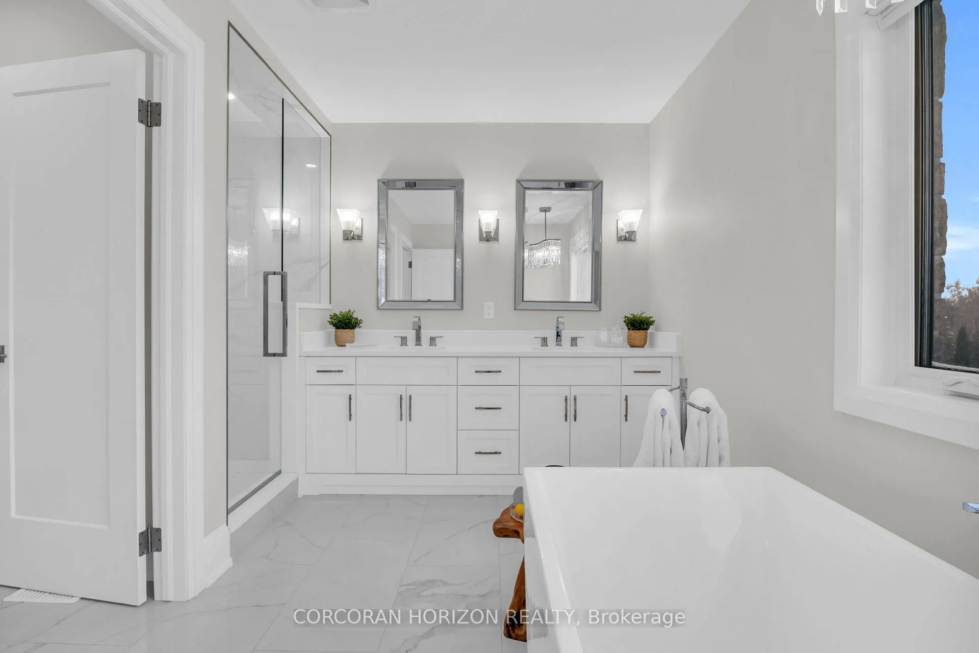 Photo 25 of 908 Fall Harvest Court, Kitchener, Pioneer Tower West — HOMEH