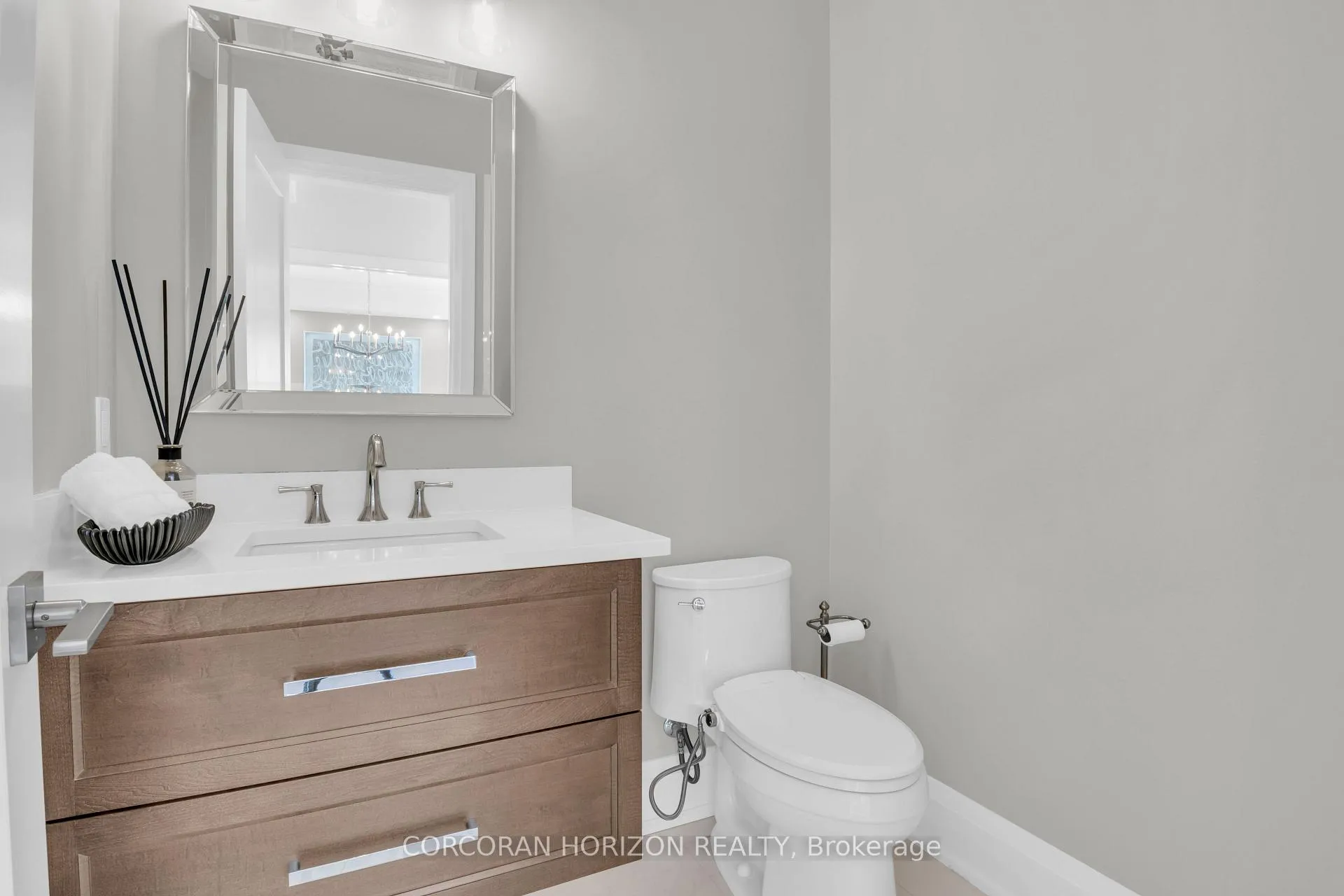 Photo 30 of 908 Fall Harvest Court, Kitchener, Pioneer Tower West — HOMEH