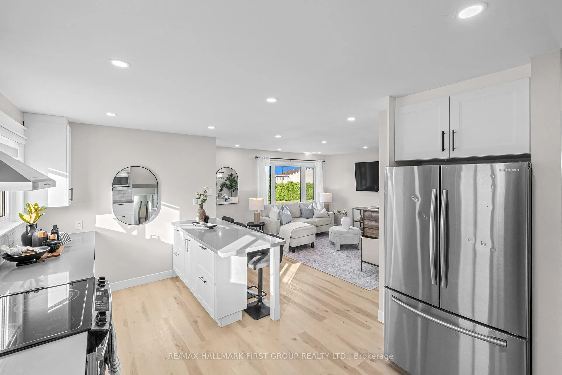 Photo 7 of 50 Doreen Crescent, Clarington, Bowmanville — HOMEH