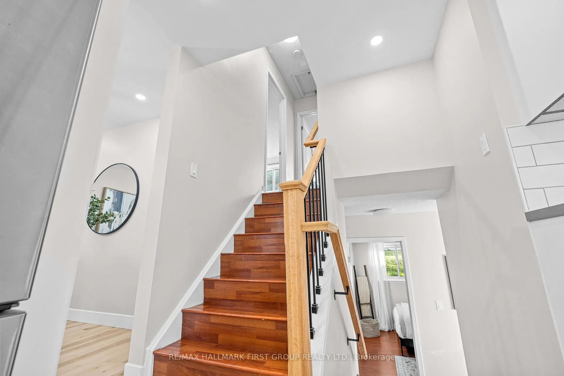 Photo 15 of 50 Doreen Crescent, Clarington, Bowmanville — HOMEH