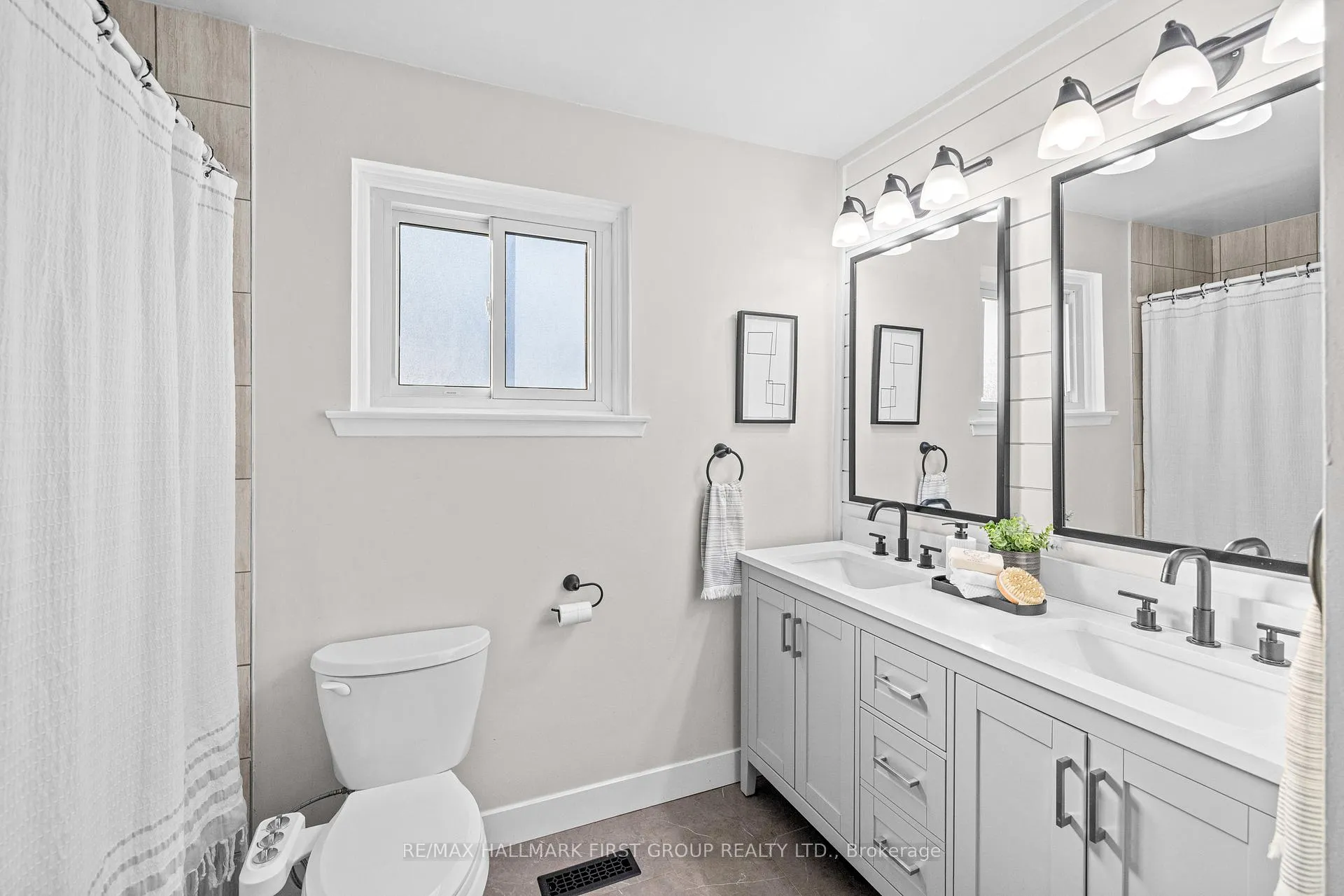 Photo 20 of 50 Doreen Crescent, Clarington, Bowmanville — HOMEH