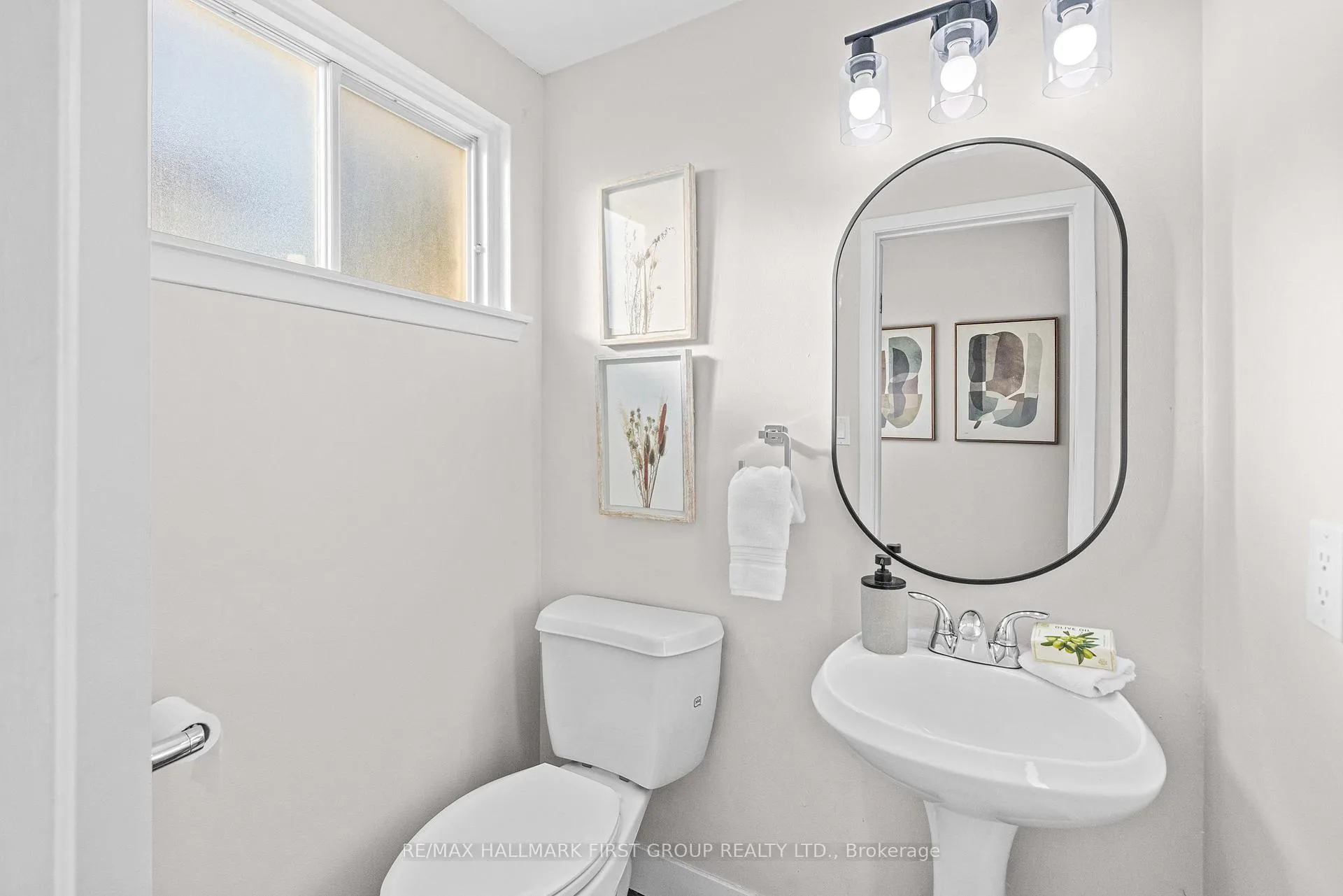 Photo 26 of 50 Doreen Crescent, Clarington, Bowmanville — HOMEH
