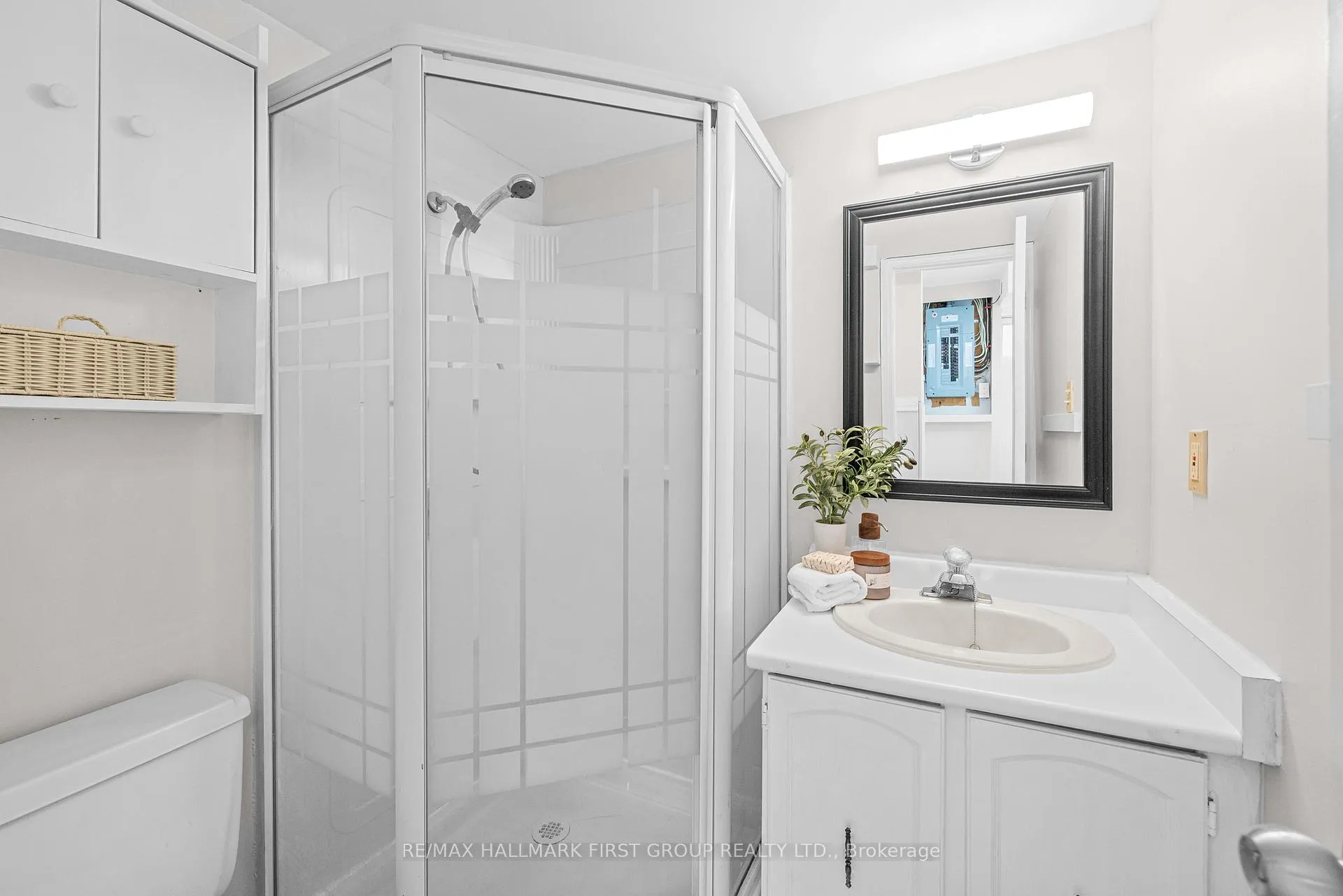 Photo 27 of 50 Doreen Crescent, Clarington, Bowmanville — HOMEH