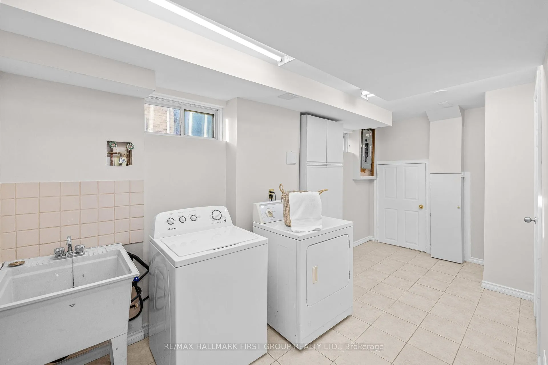 Photo 28 of 50 Doreen Crescent, Clarington, Bowmanville — HOMEH