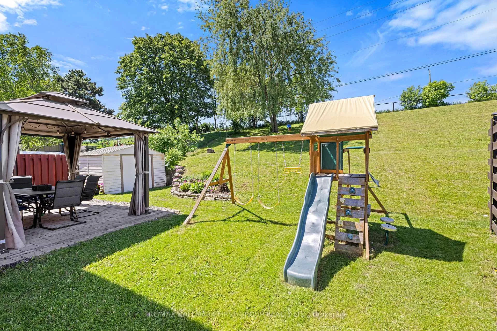 Photo 32 of 50 Doreen Crescent, Clarington, Bowmanville — HOMEH