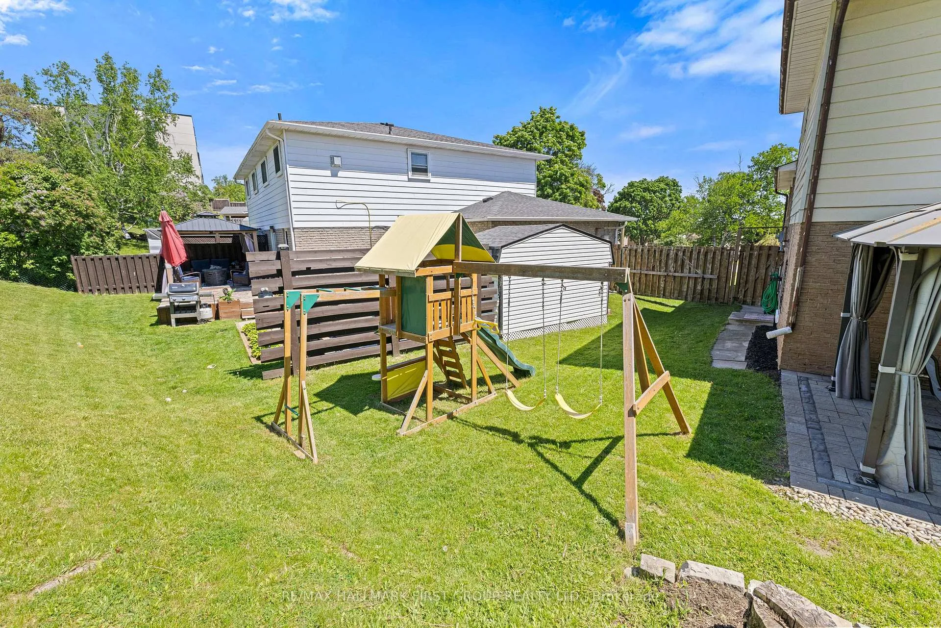 Photo 33 of 50 Doreen Crescent, Clarington, Bowmanville — HOMEH