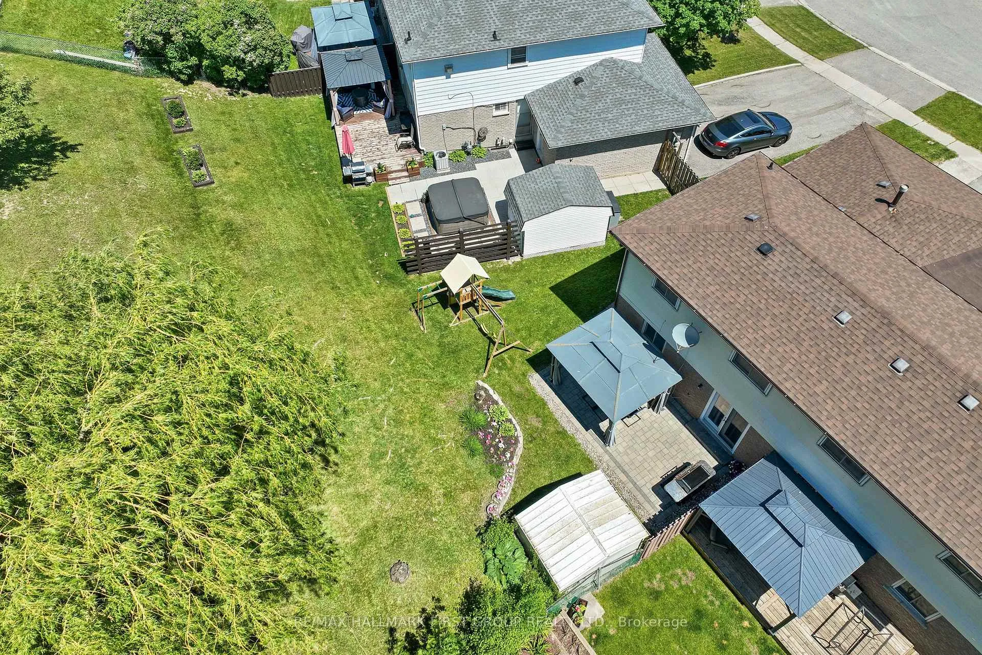 Photo 38 of 50 Doreen Crescent, Clarington, Bowmanville — HOMEH