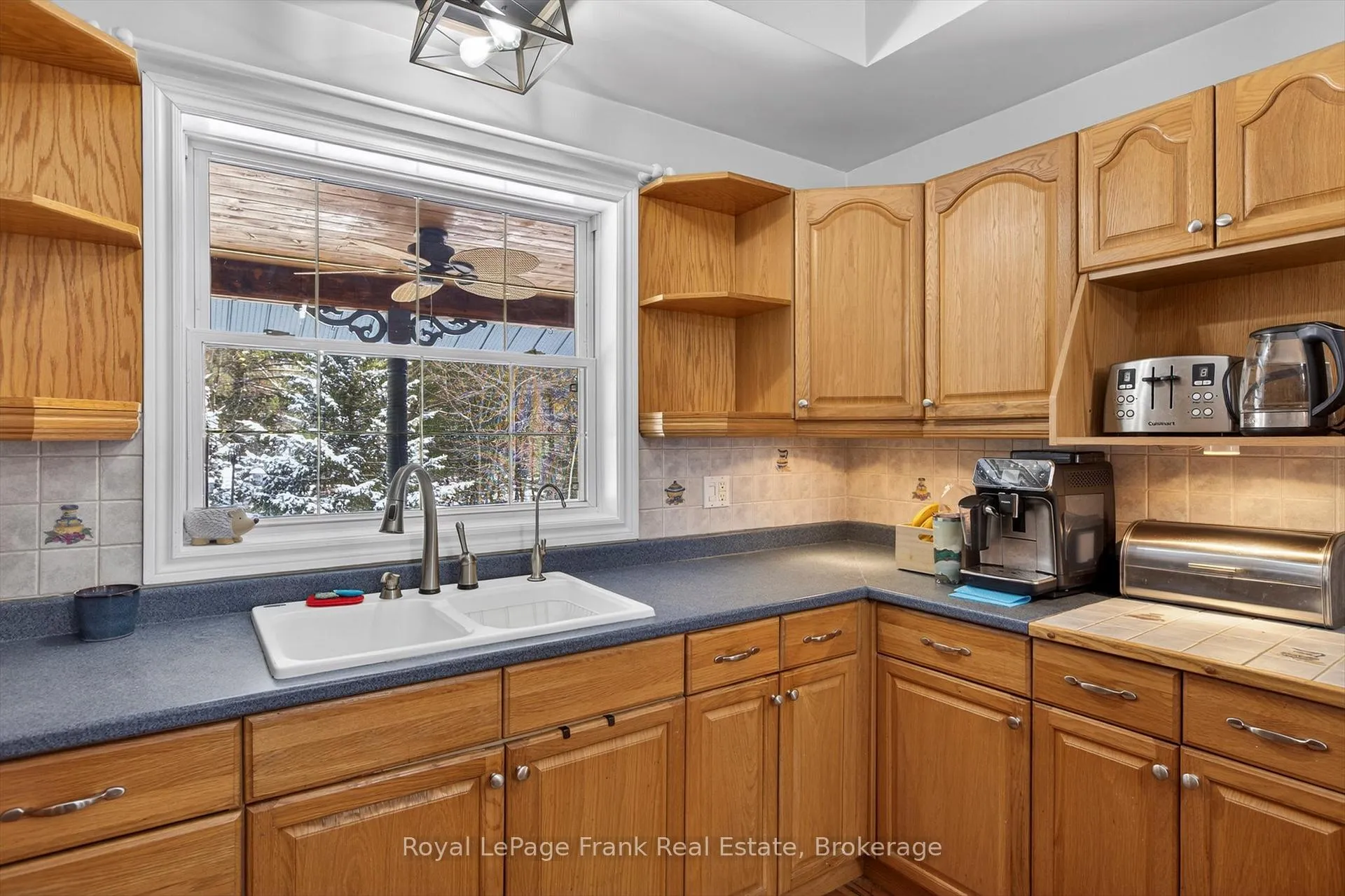 Photo 11 of 1600 4th Line Road N, Douro-Dummer — HOMEH