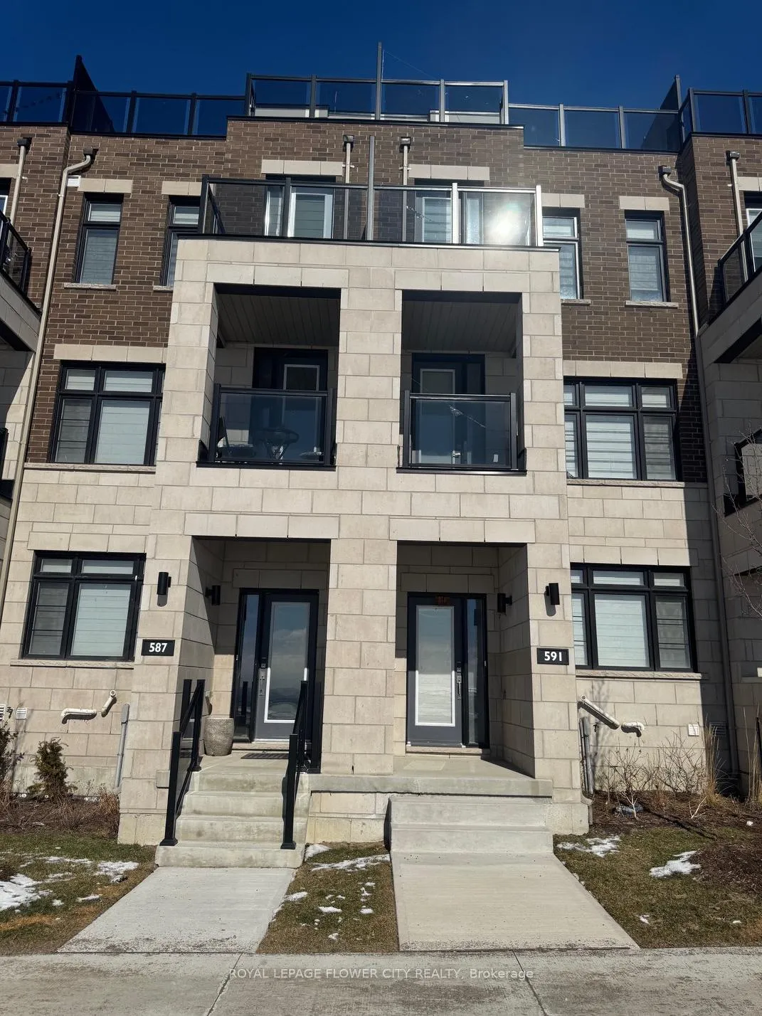 Front of 591 Port Darlington Road