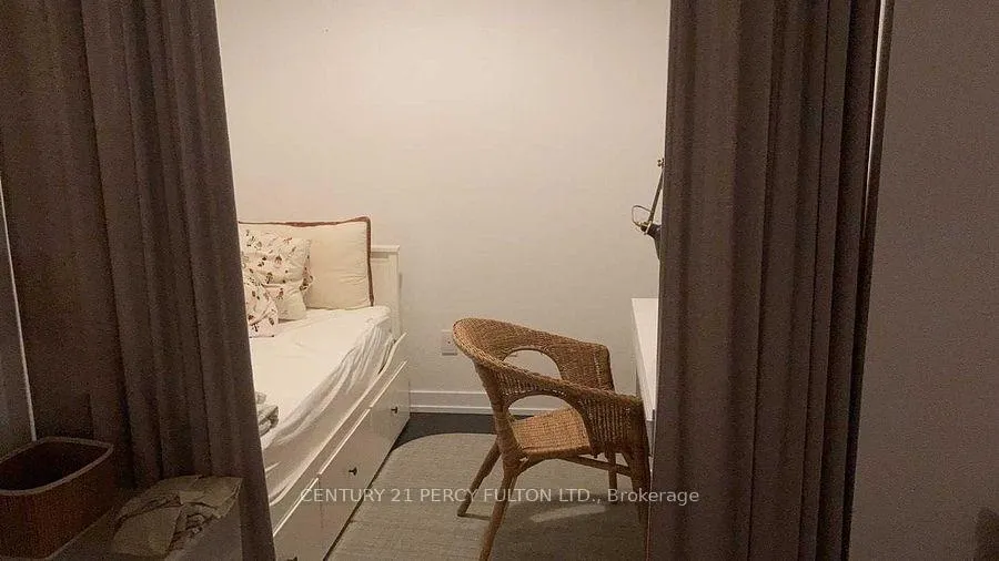 Photo 7 of Unit 1507, 297 College Street, Toronto, Kensington-Chinatown — HOMEH