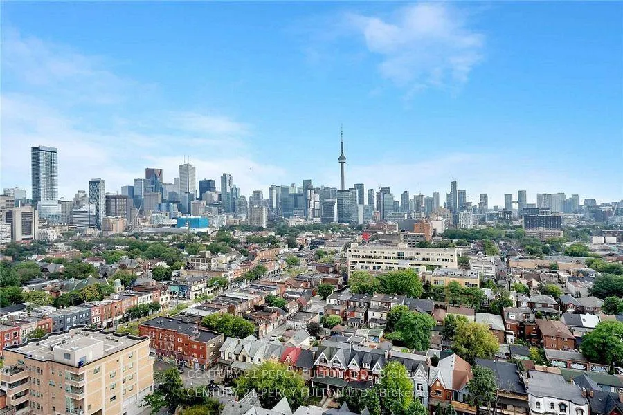 Photo 13 of Unit 1507, 297 College Street, Toronto, Kensington-Chinatown — HOMEH