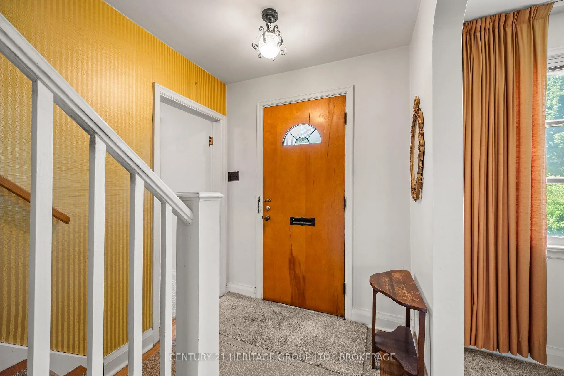 Photo 9 of 139 Florence Street, Kingston, West of Sir John A. Blvd — HOMEH