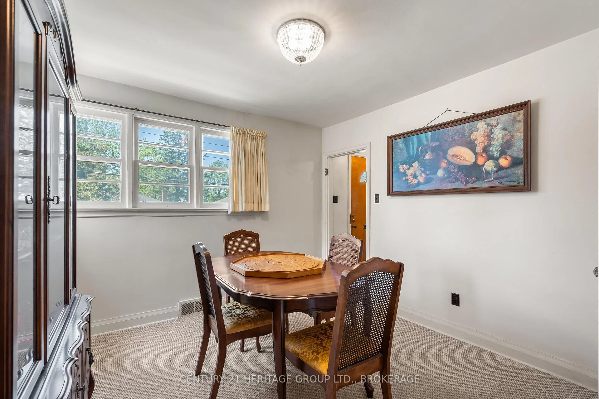 Photo 19 of 139 Florence Street, Kingston, West of Sir John A. Blvd — HOMEH