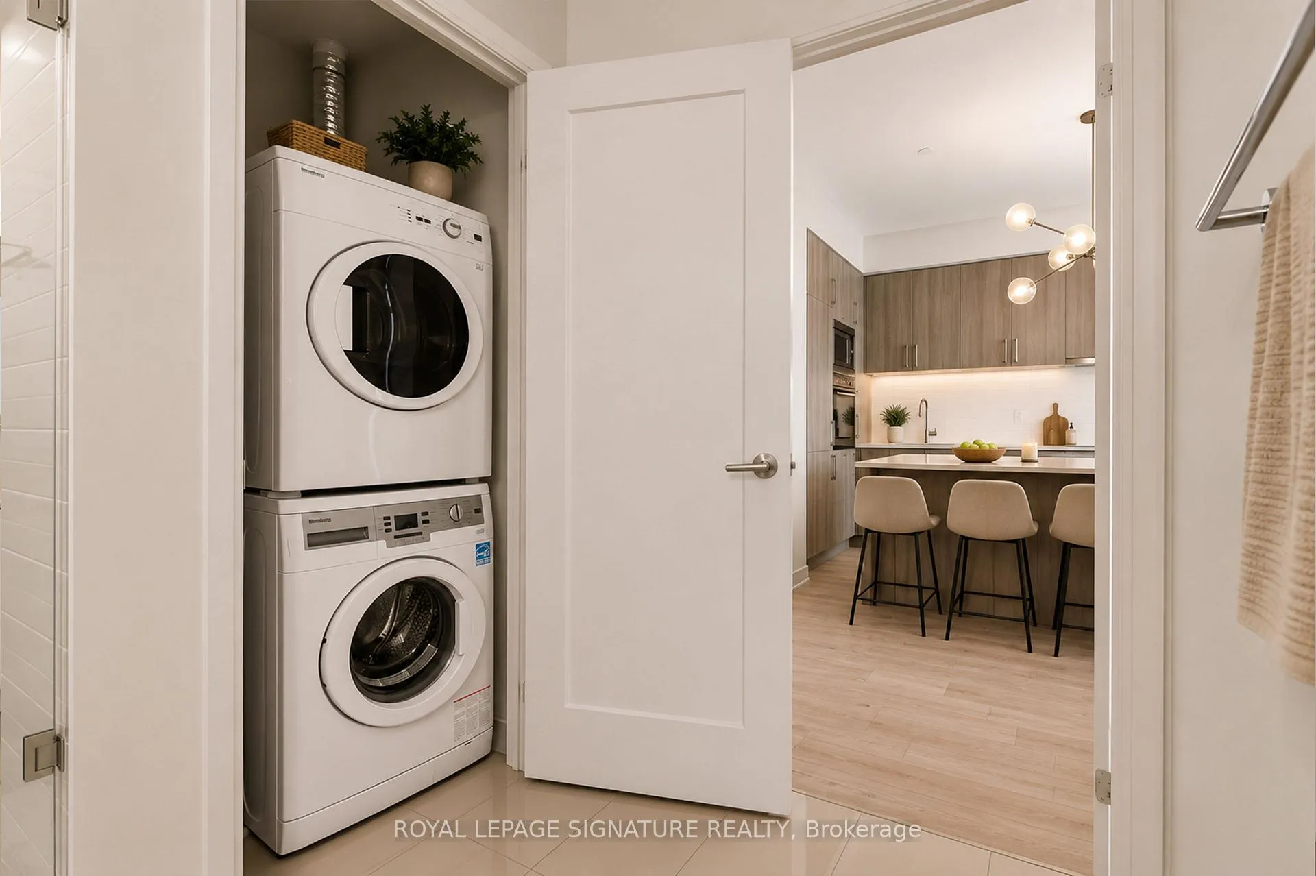 Photo 19 of Unit 1807E, 576 Front Street, Toronto, Waterfront Communities — HOMEH