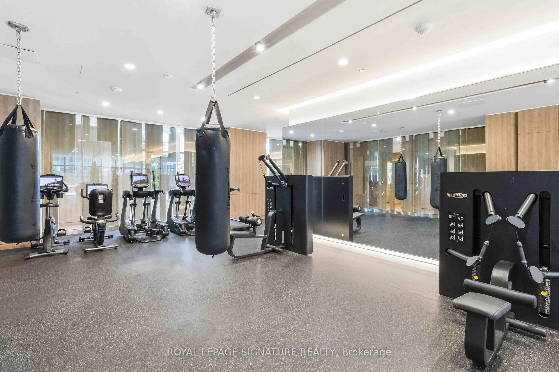 Photo 32 of Unit 1807E, 576 Front Street, Toronto, Waterfront Communities — HOMEH