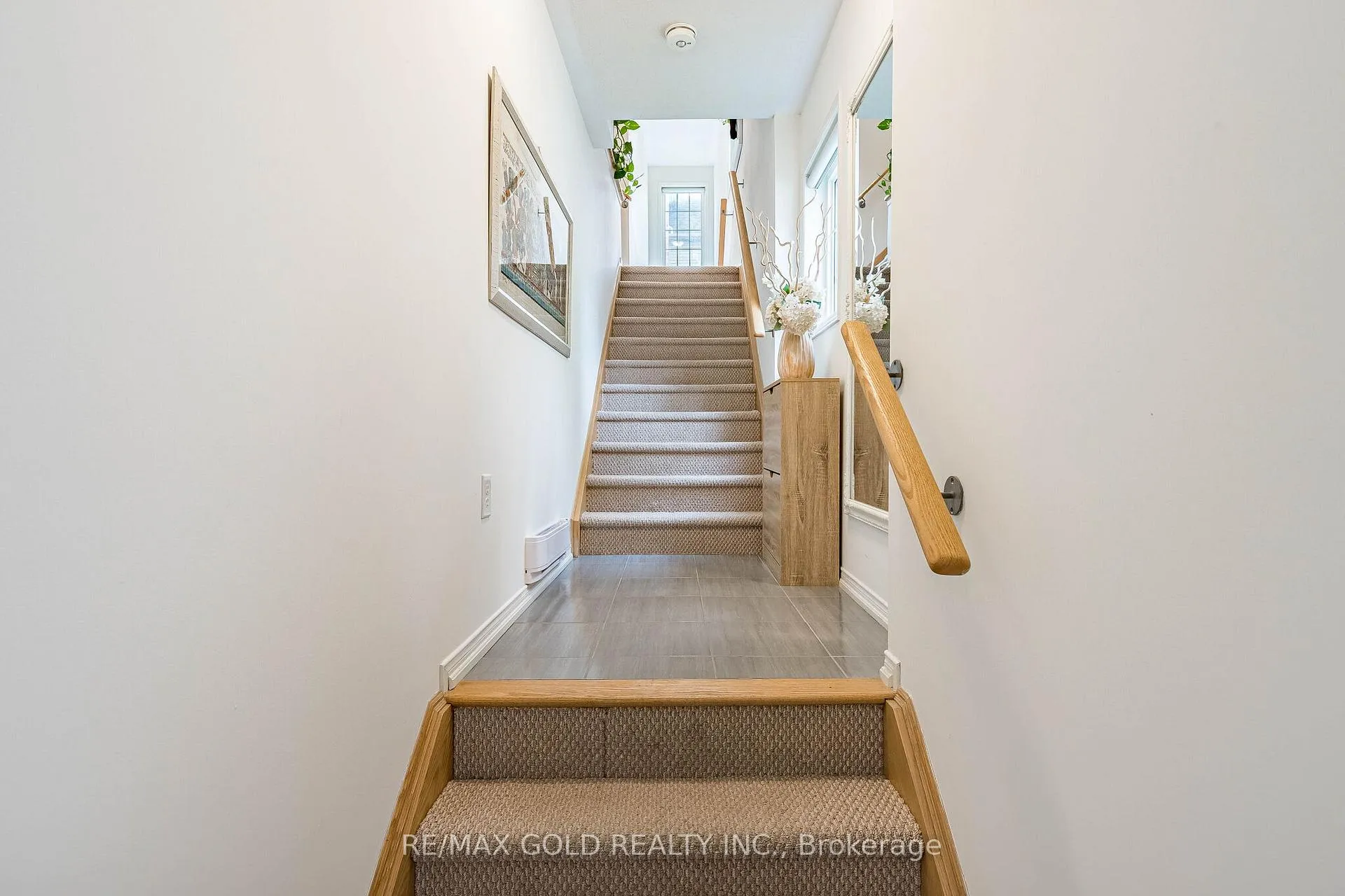 Photo 6 of 2485 Rosedrop Path, Oshawa, Windfields — HOMEH