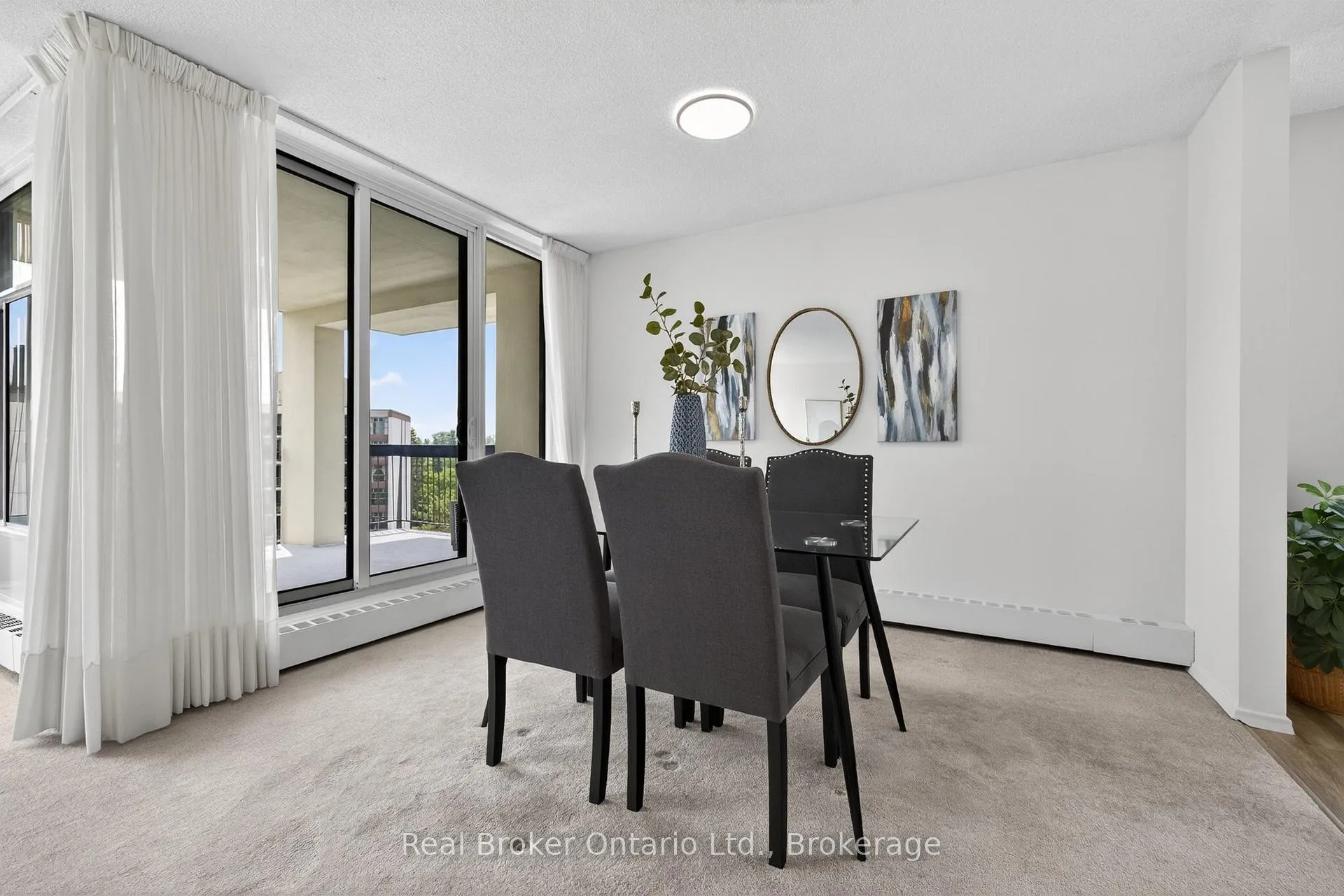 Photo 11 of Unit 811, 23 Woodlawn Road E, Guelph, Riverside Park — HOMEH