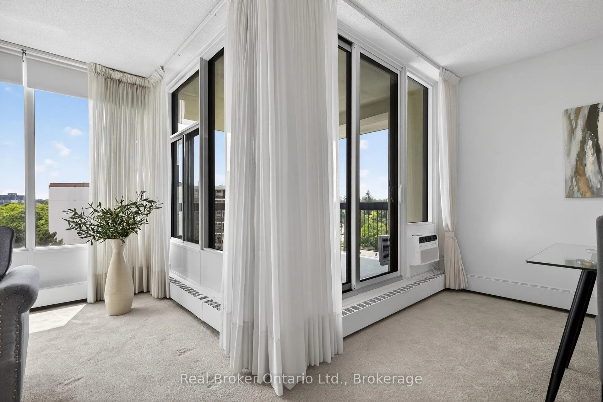 Photo 14 of Unit 811, 23 Woodlawn Road E, Guelph, Riverside Park — HOMEH