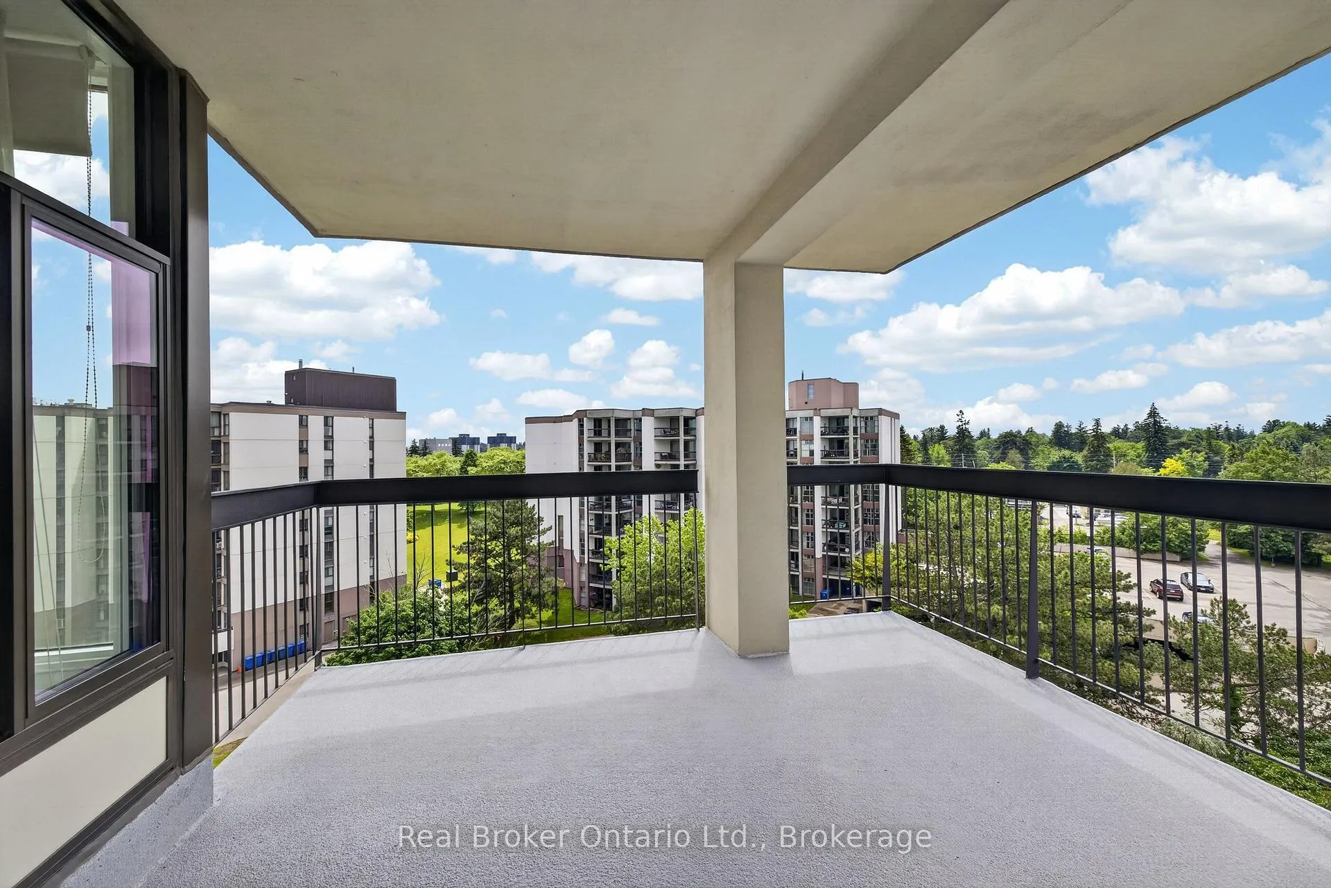 Photo 15 of Unit 811, 23 Woodlawn Road E, Guelph, Riverside Park — HOMEH