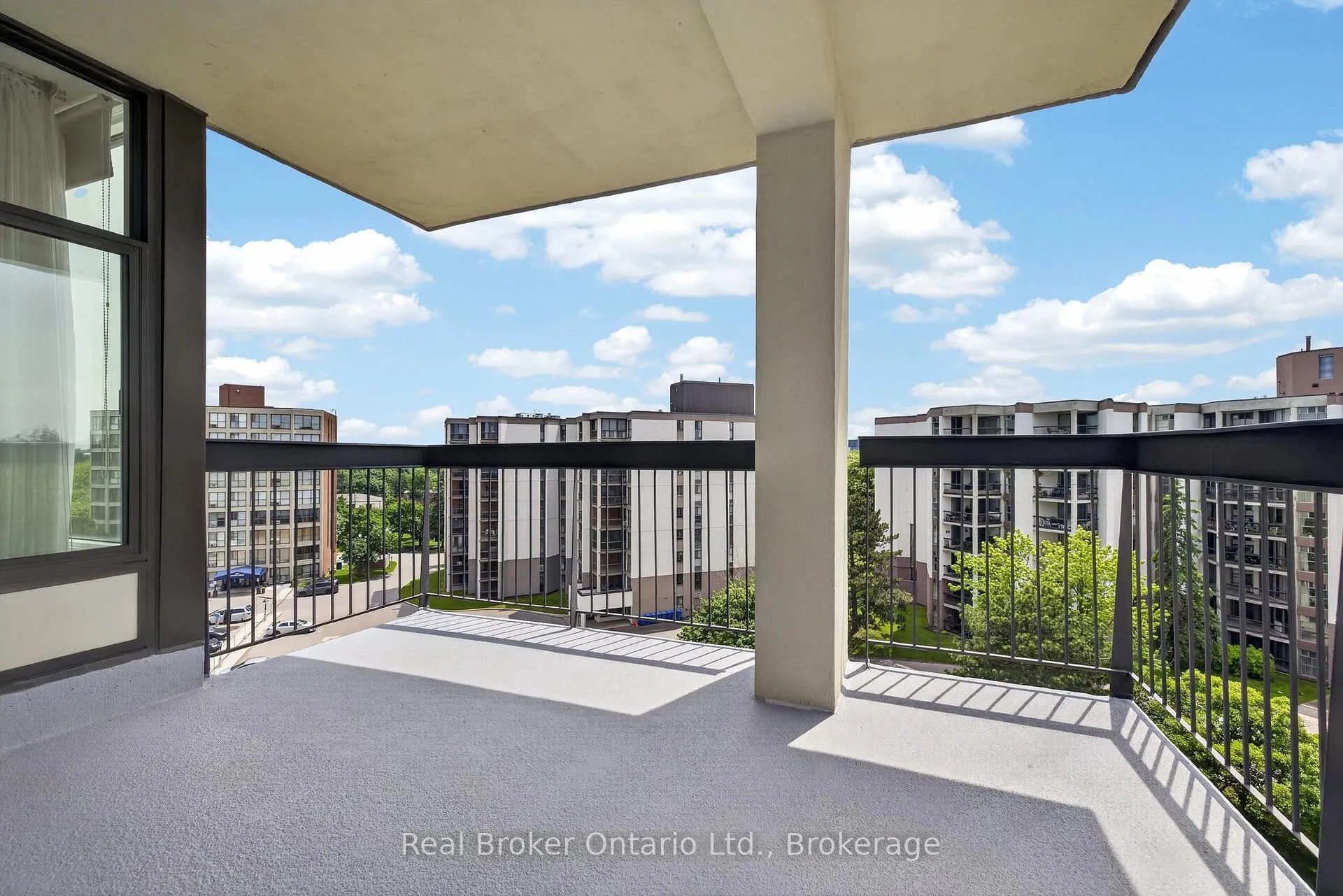 Photo 16 of Unit 811, 23 Woodlawn Road E, Guelph, Riverside Park — HOMEH