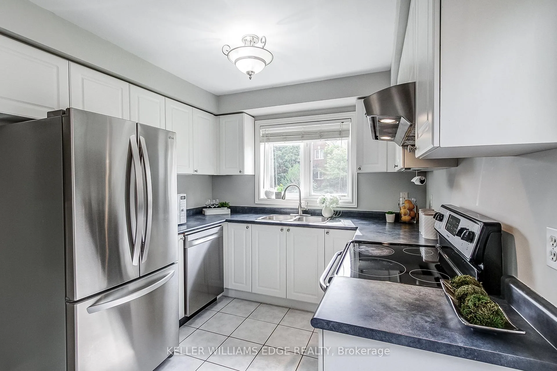 Photo 11 of 1749 Creek Way, Burlington, Uptown — HOMEH
