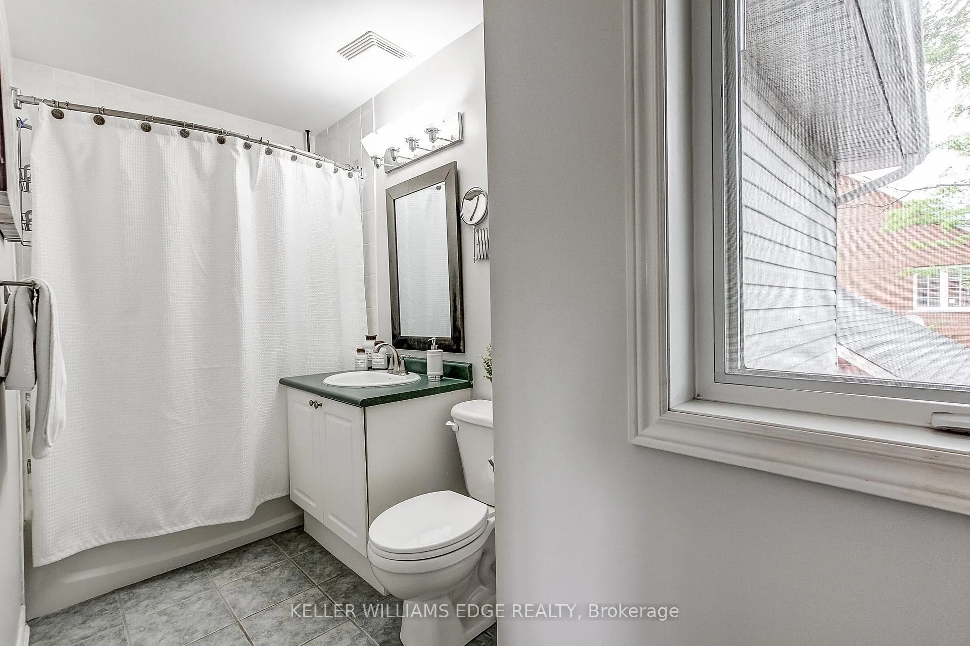 Photo 22 of 1749 Creek Way, Burlington, Uptown — HOMEH