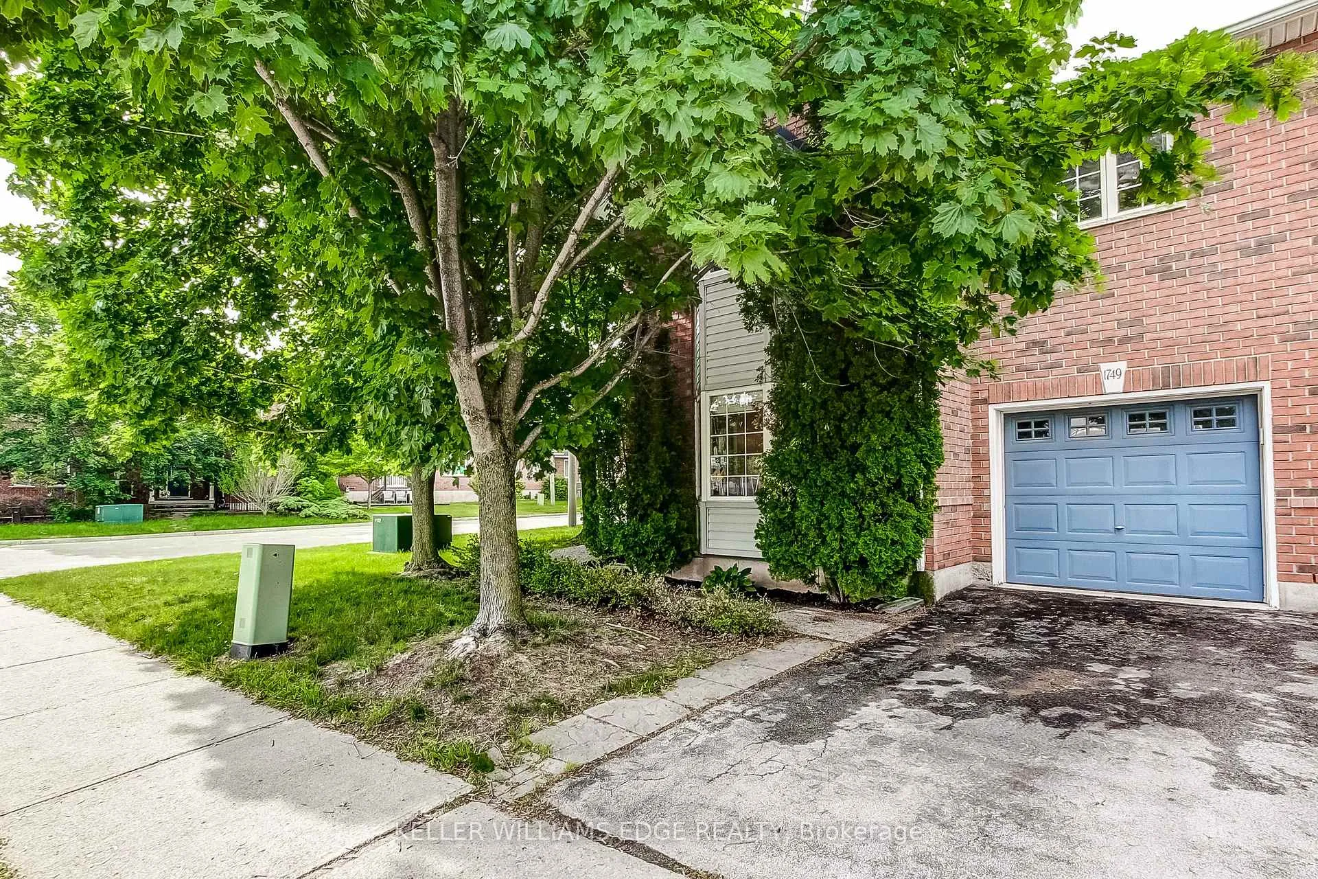 Photo 31 of 1749 Creek Way, Burlington, Uptown — HOMEH