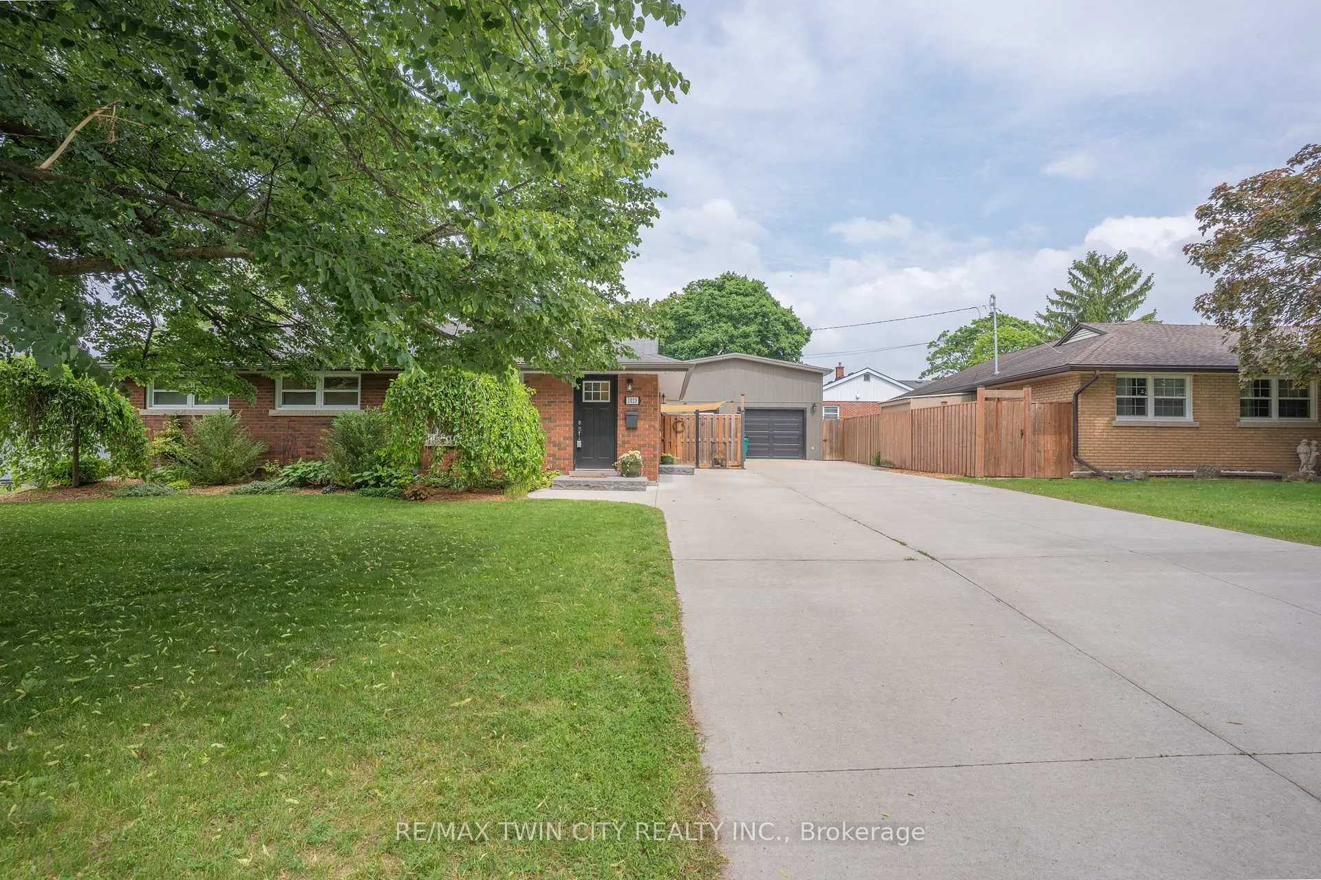 Photo 1 of 1023 Rose Street, Cambridge — HOMEH