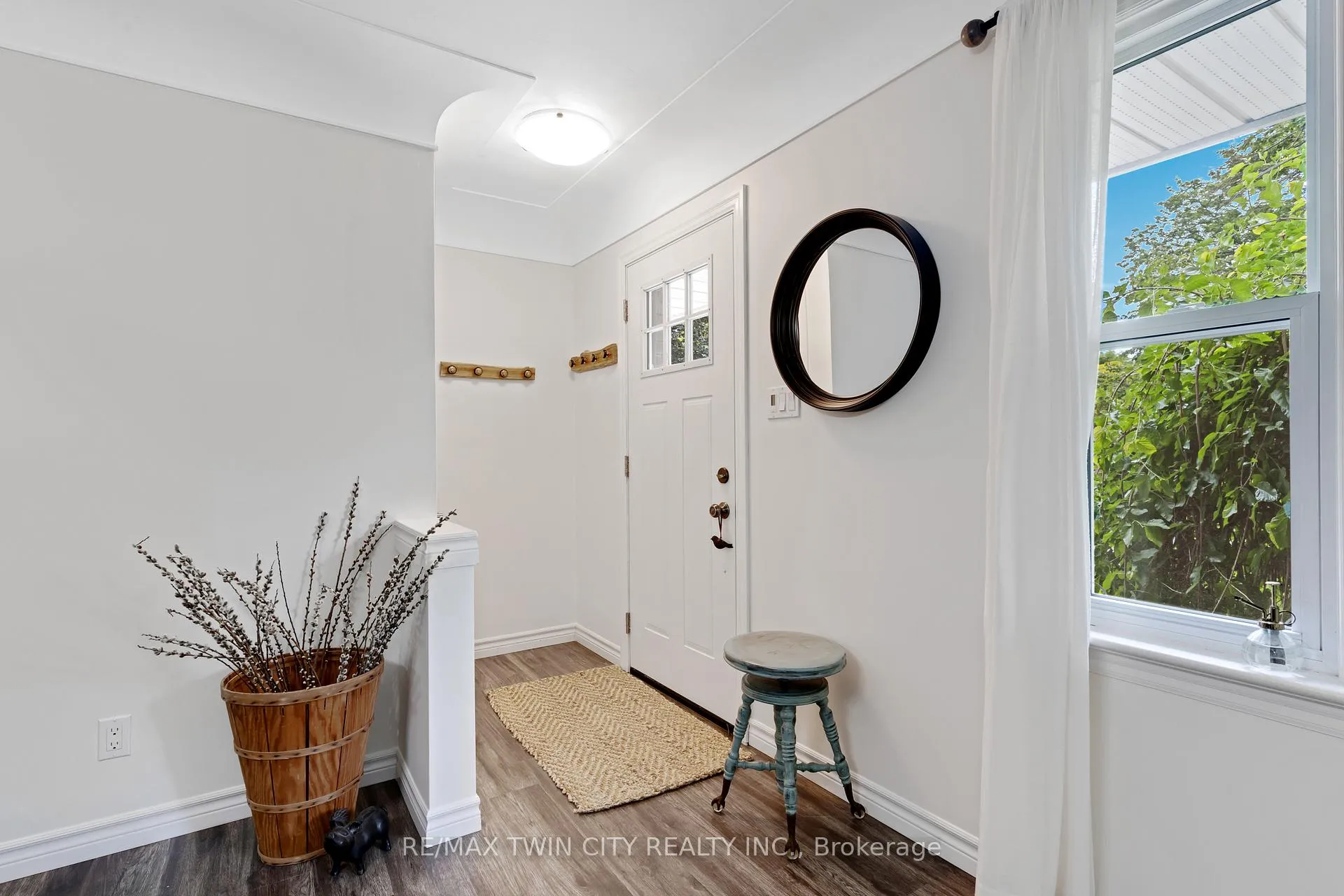Photo 3 of 1023 Rose Street, Cambridge — HOMEH