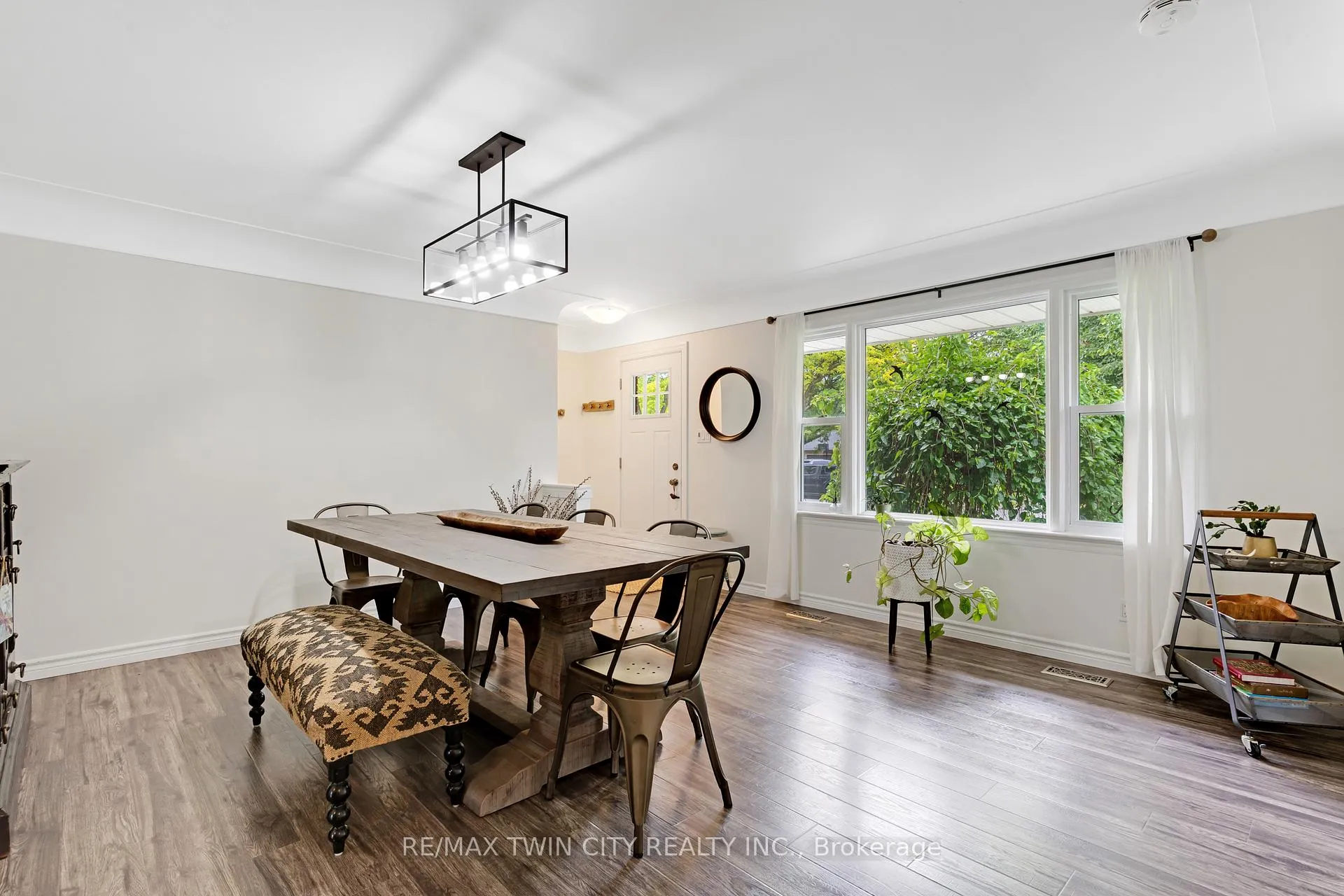 Photo 4 of 1023 Rose Street, Cambridge — HOMEH