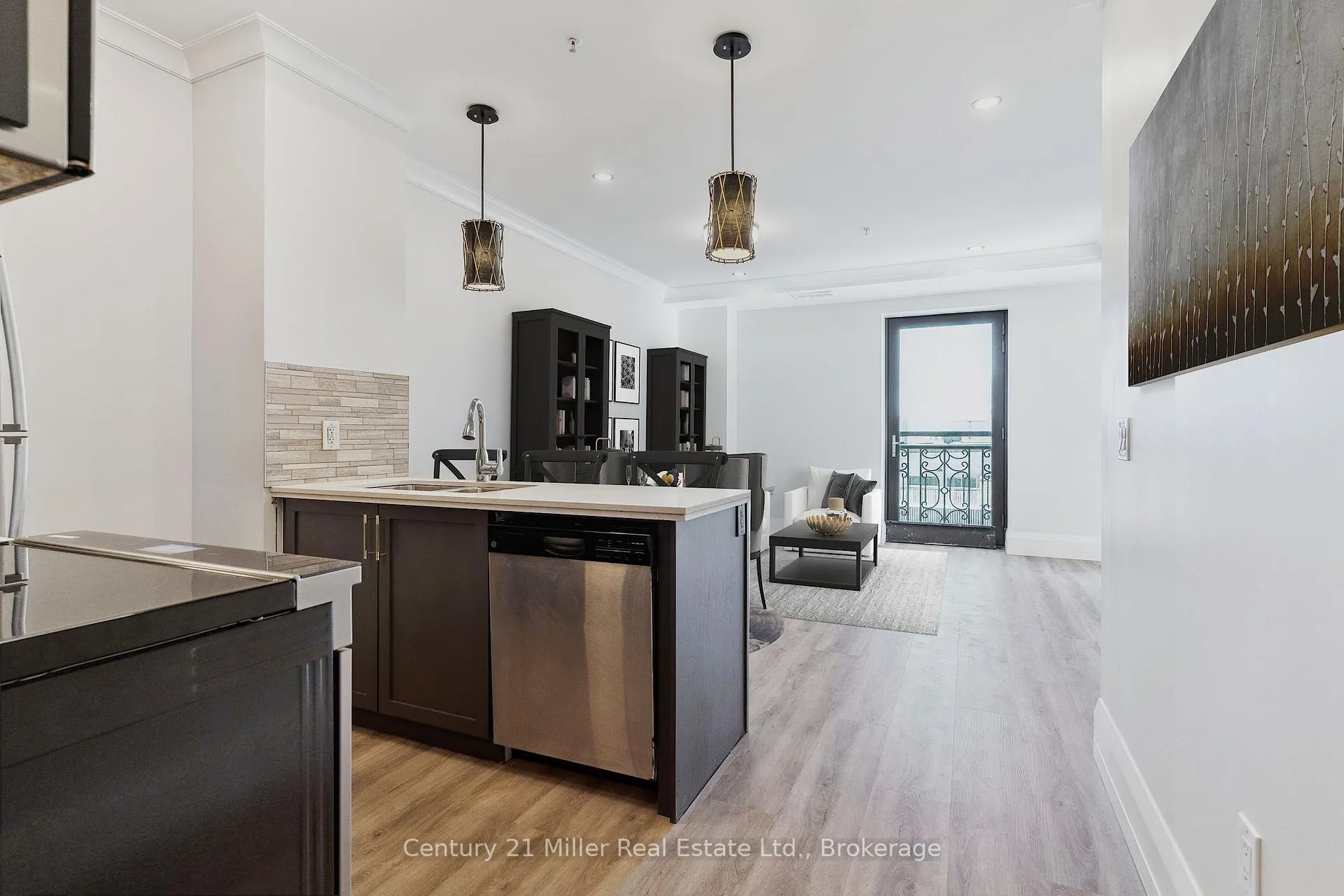 Photo 3 of Unit 618, 118 King Street E, Hamilton, Beasley — HOMEH