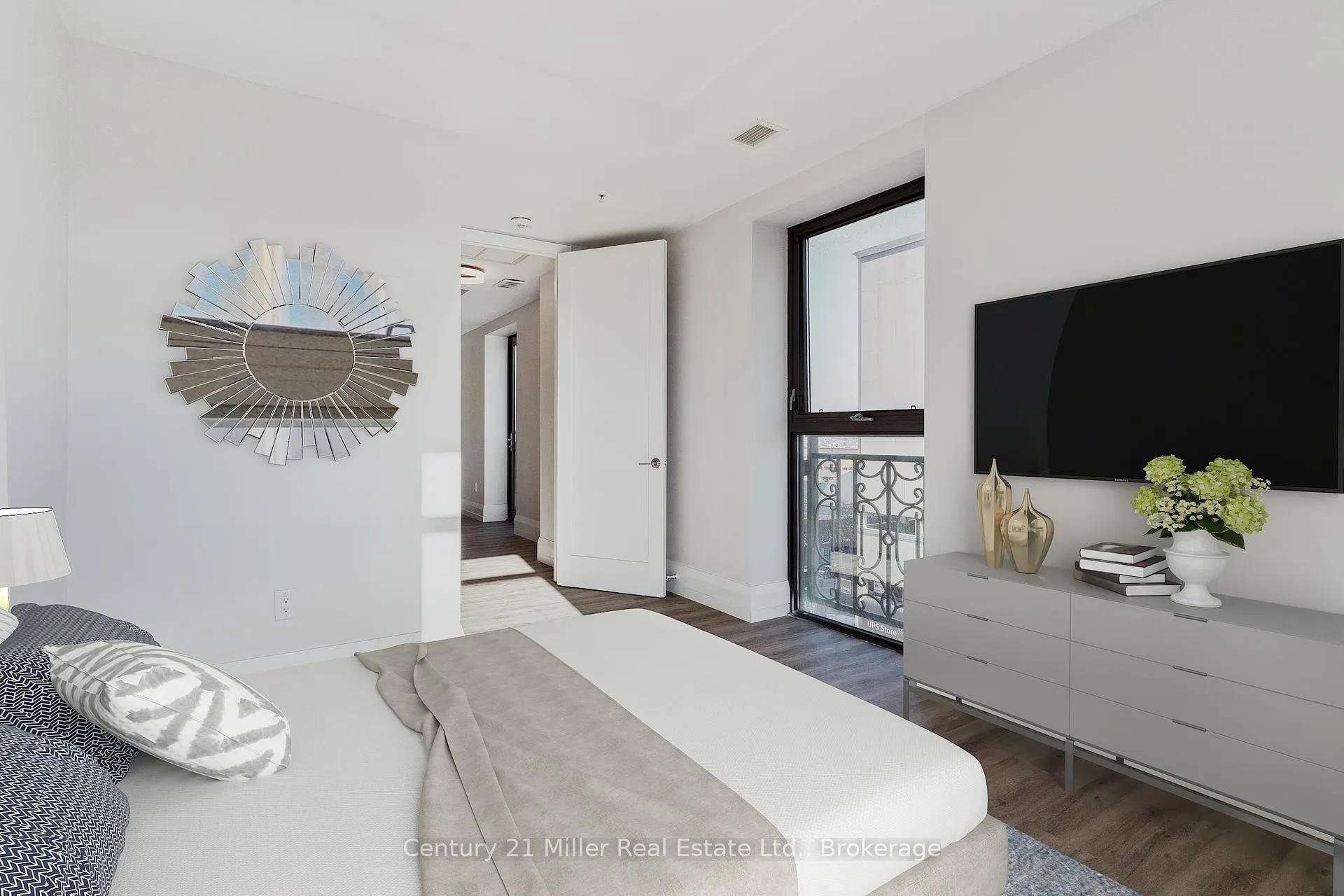 Photo 6 of Unit 618, 118 King Street E, Hamilton, Beasley — HOMEH