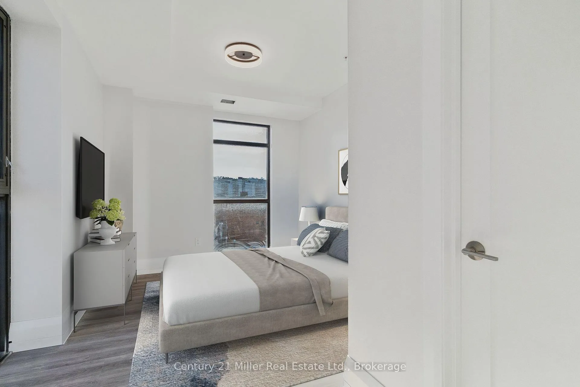 Photo 8 of Unit 618, 118 King Street E, Hamilton, Beasley — HOMEH