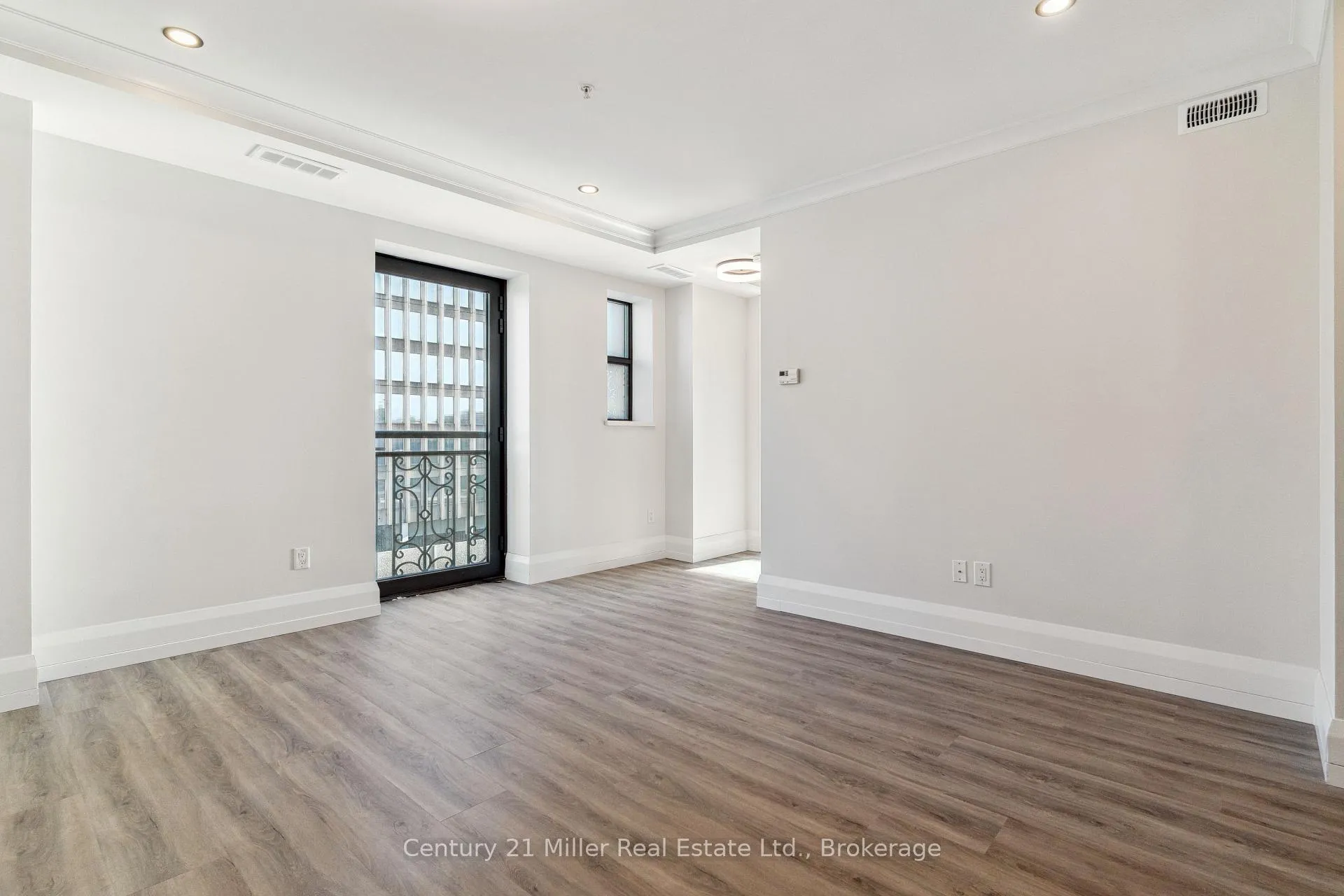 Photo 38 of Unit 618, 118 King Street E, Hamilton, Beasley — HOMEH