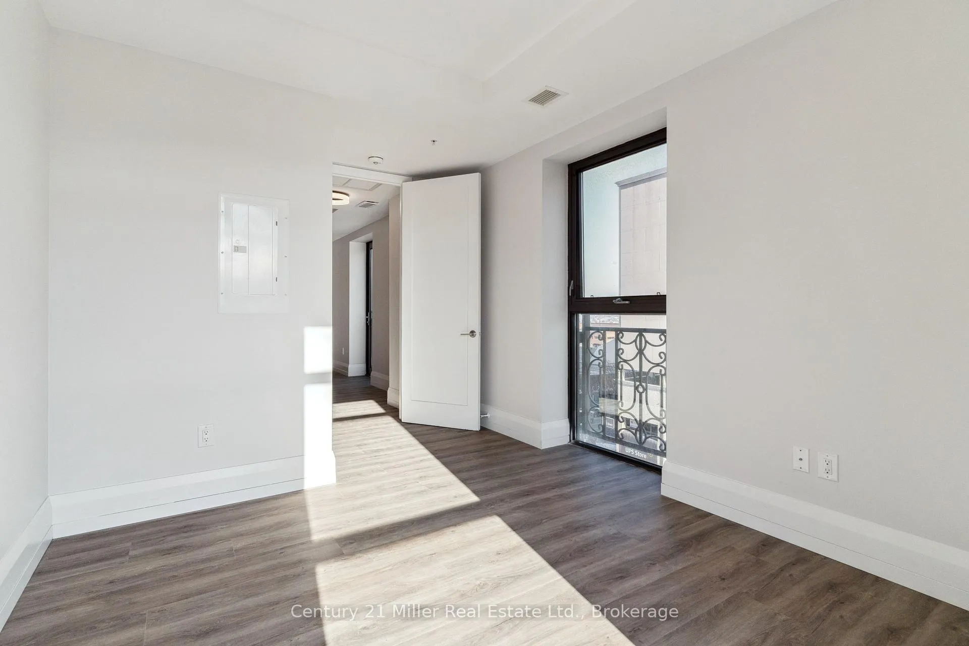 Photo 42 of Unit 618, 118 King Street E, Hamilton, Beasley — HOMEH