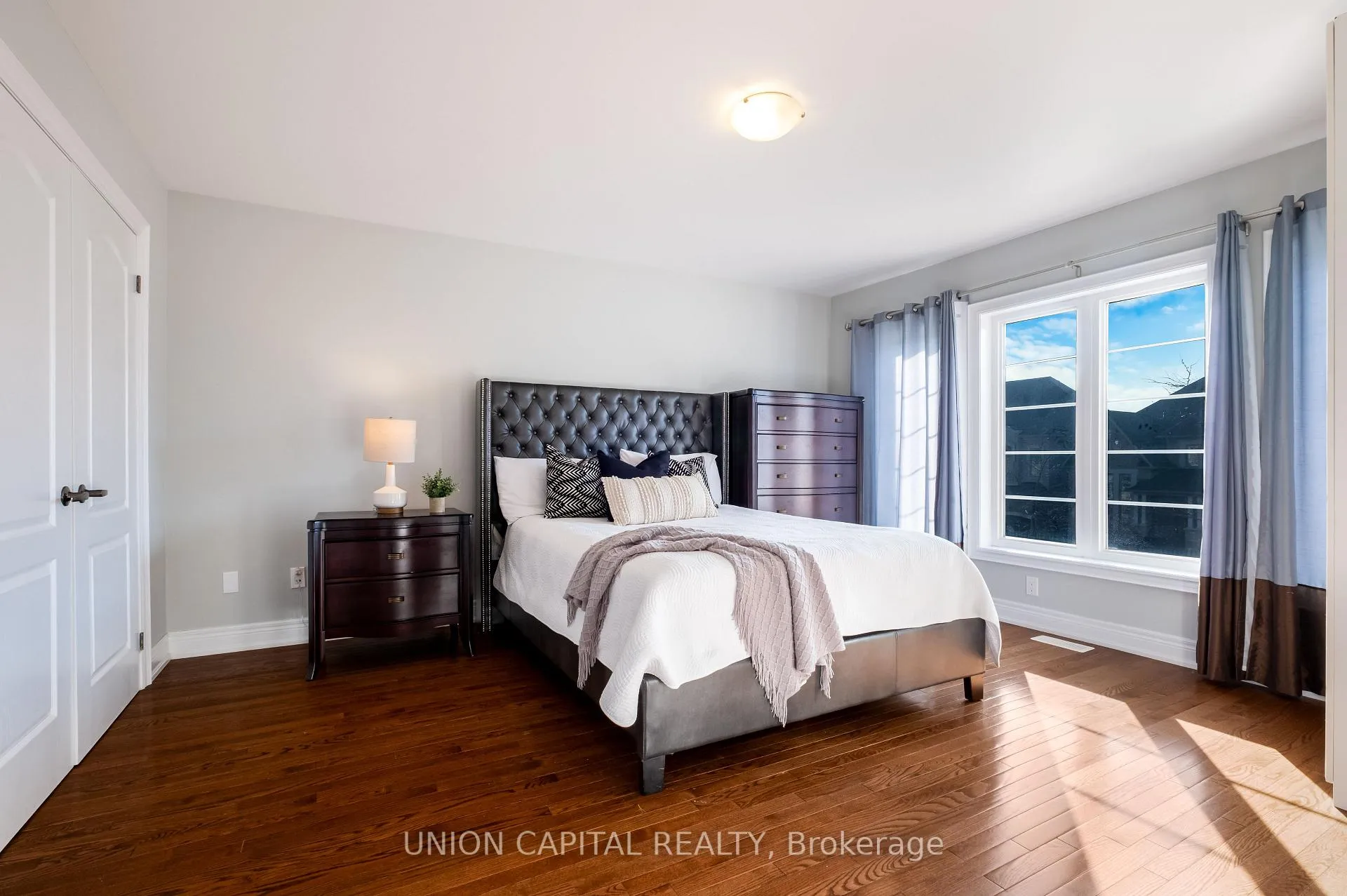 Photo 25 of 67 Royal West Drive, Brampton, Credit Valley — HOMEH