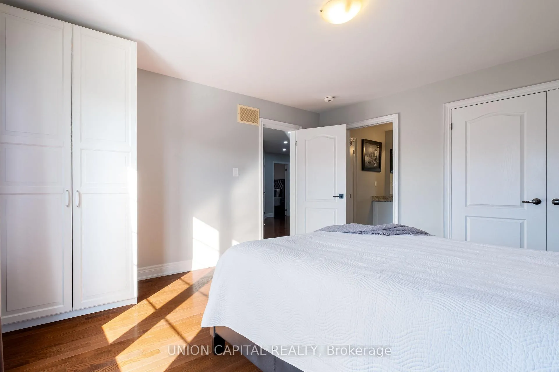 Photo 26 of 67 Royal West Drive, Brampton, Credit Valley — HOMEH