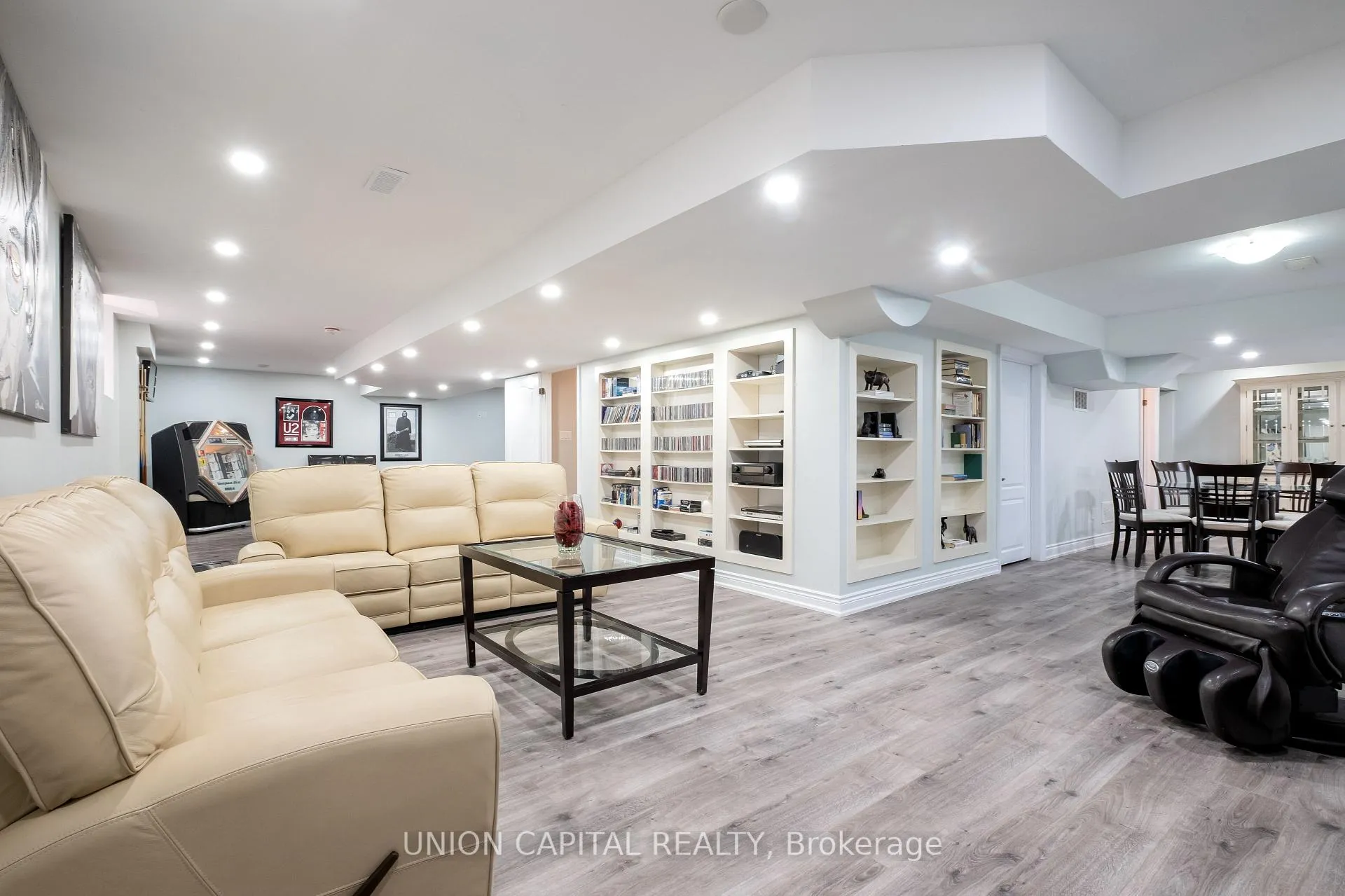 Photo 31 of 67 Royal West Drive, Brampton, Credit Valley — HOMEH